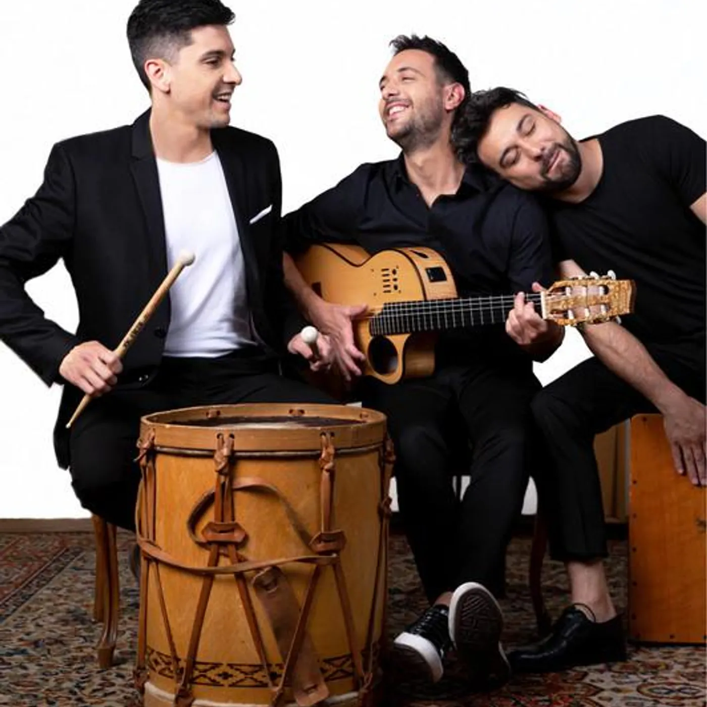 Dos Más Uno Brand Page