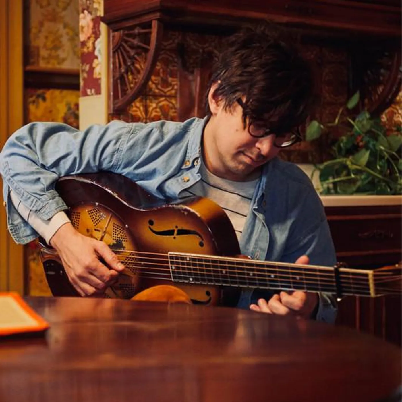 Davy Knowles Brand Page