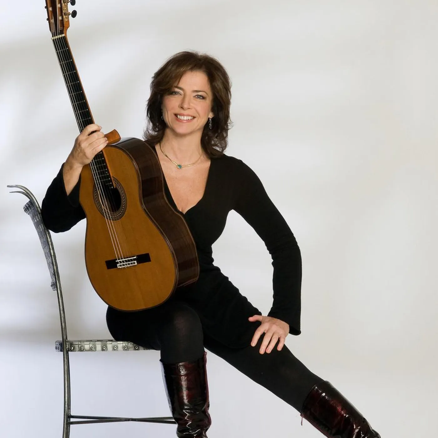 Dale Kavanagh Brand Page