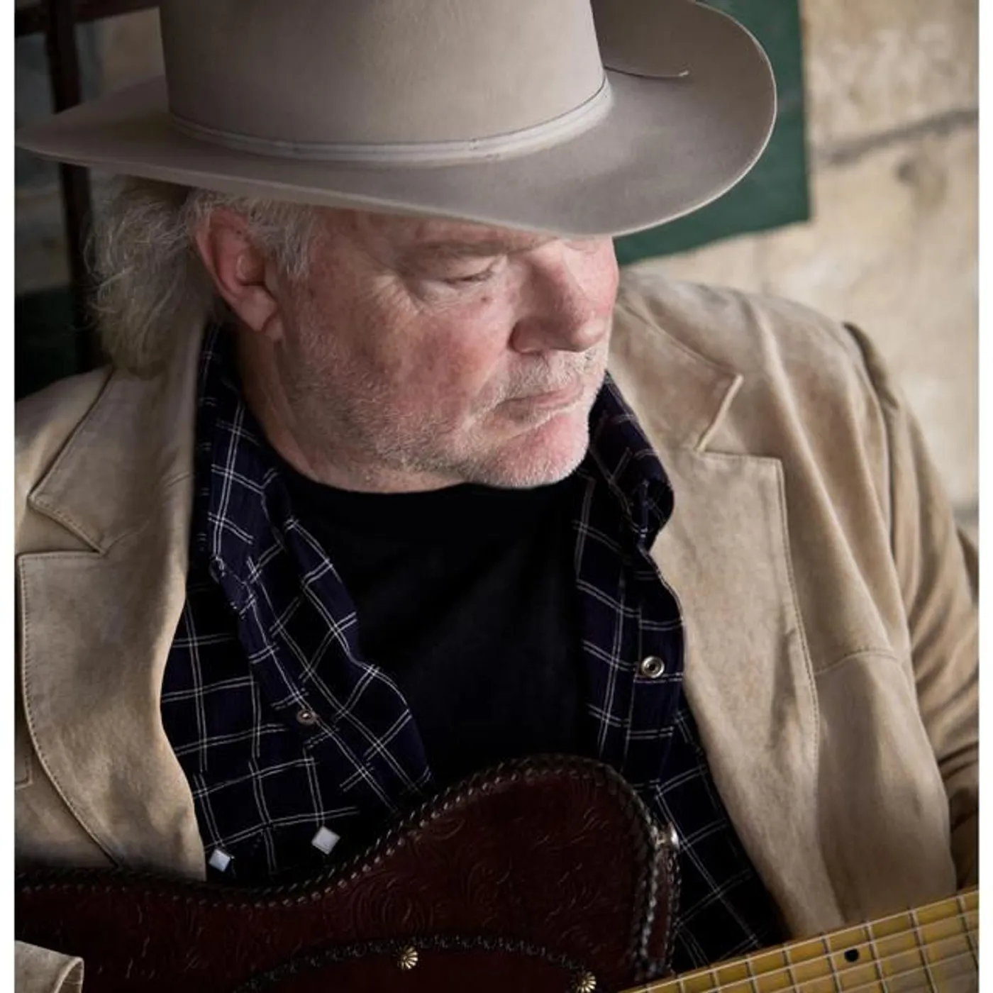 Dallas Wayne Brand Page