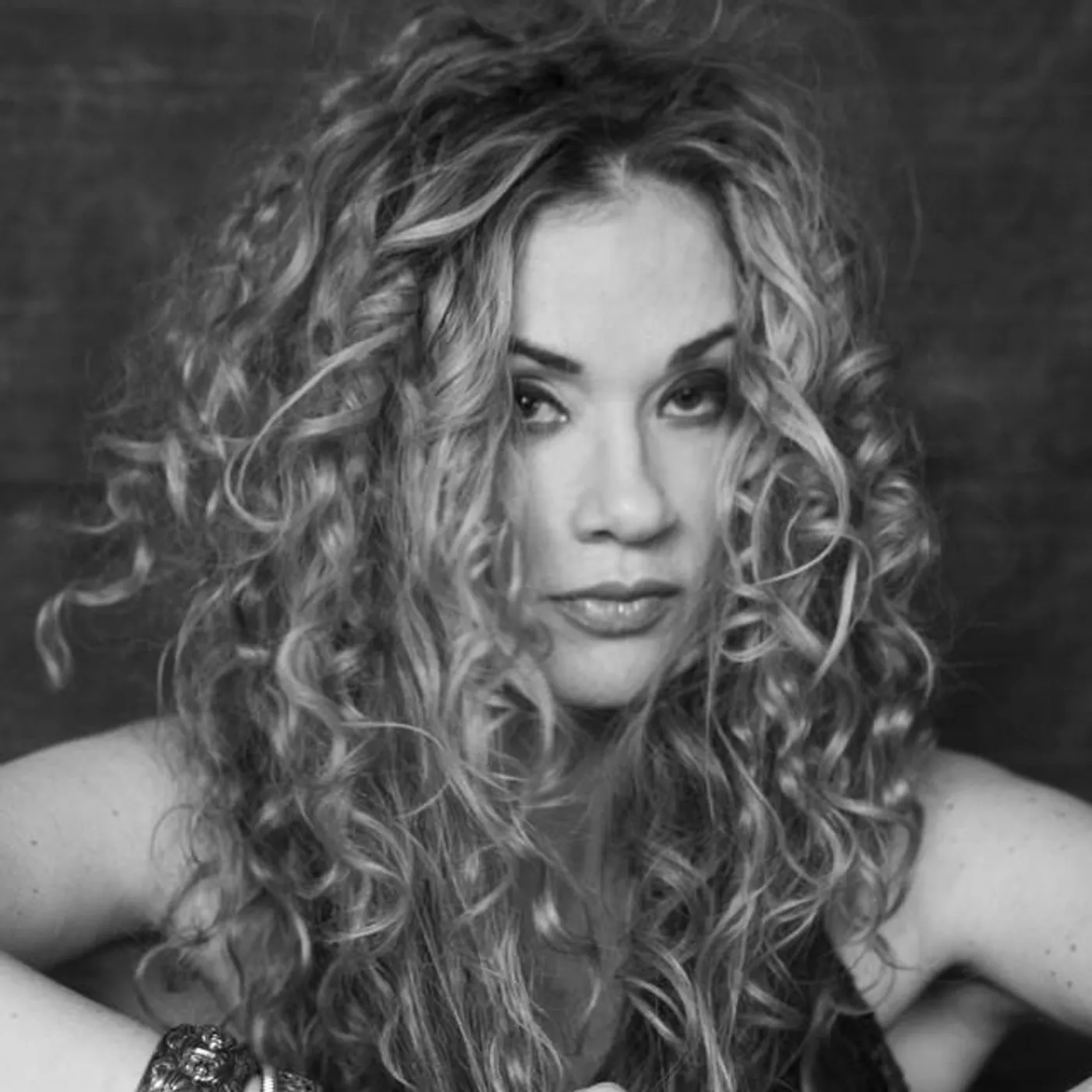 Dana Fuchs Brand Page