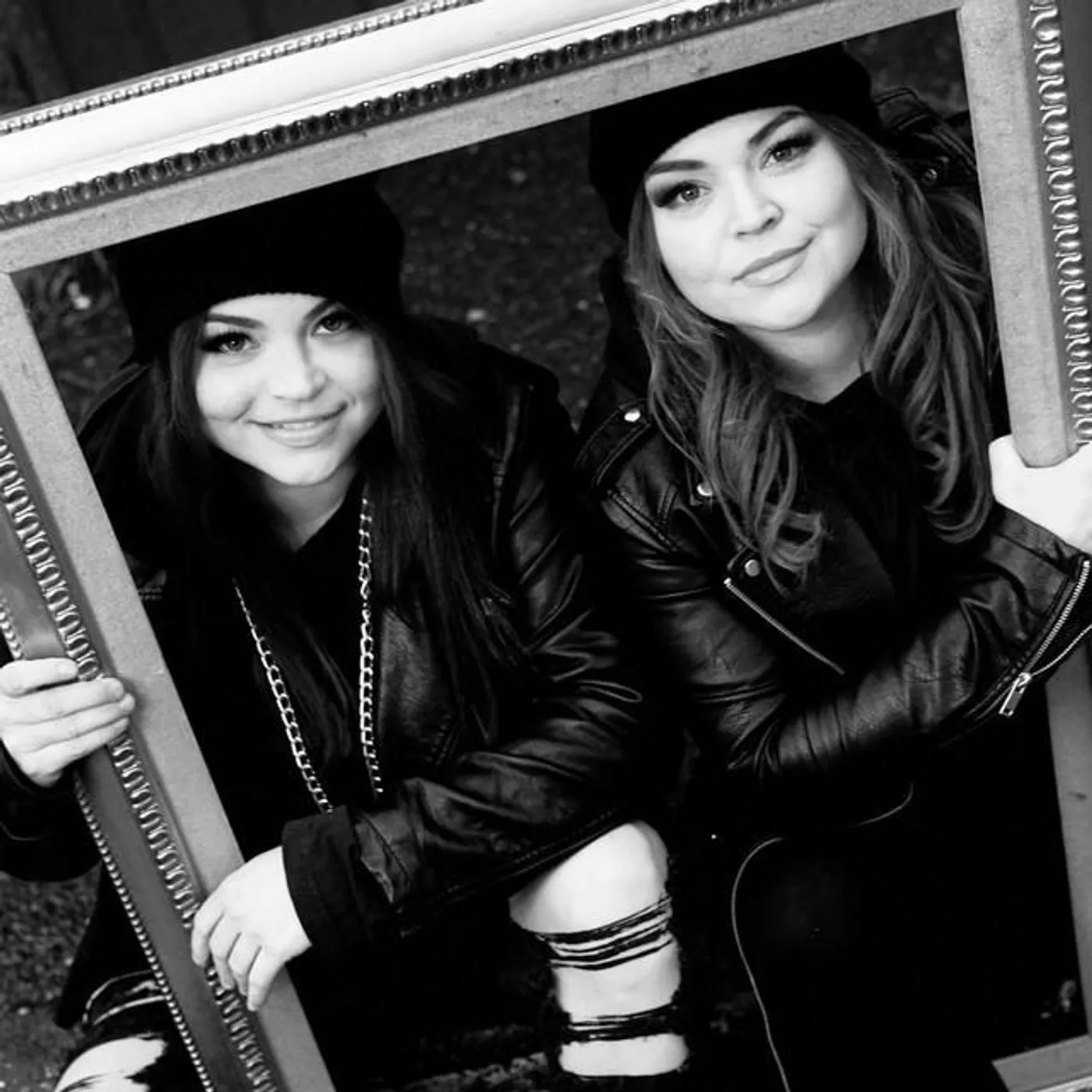 Dani and Lizzy
