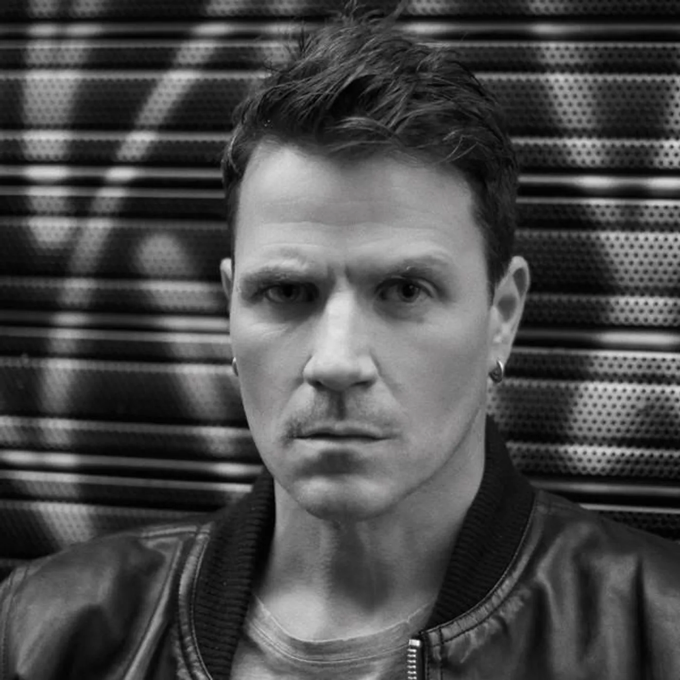 Dani Martín Brand Page