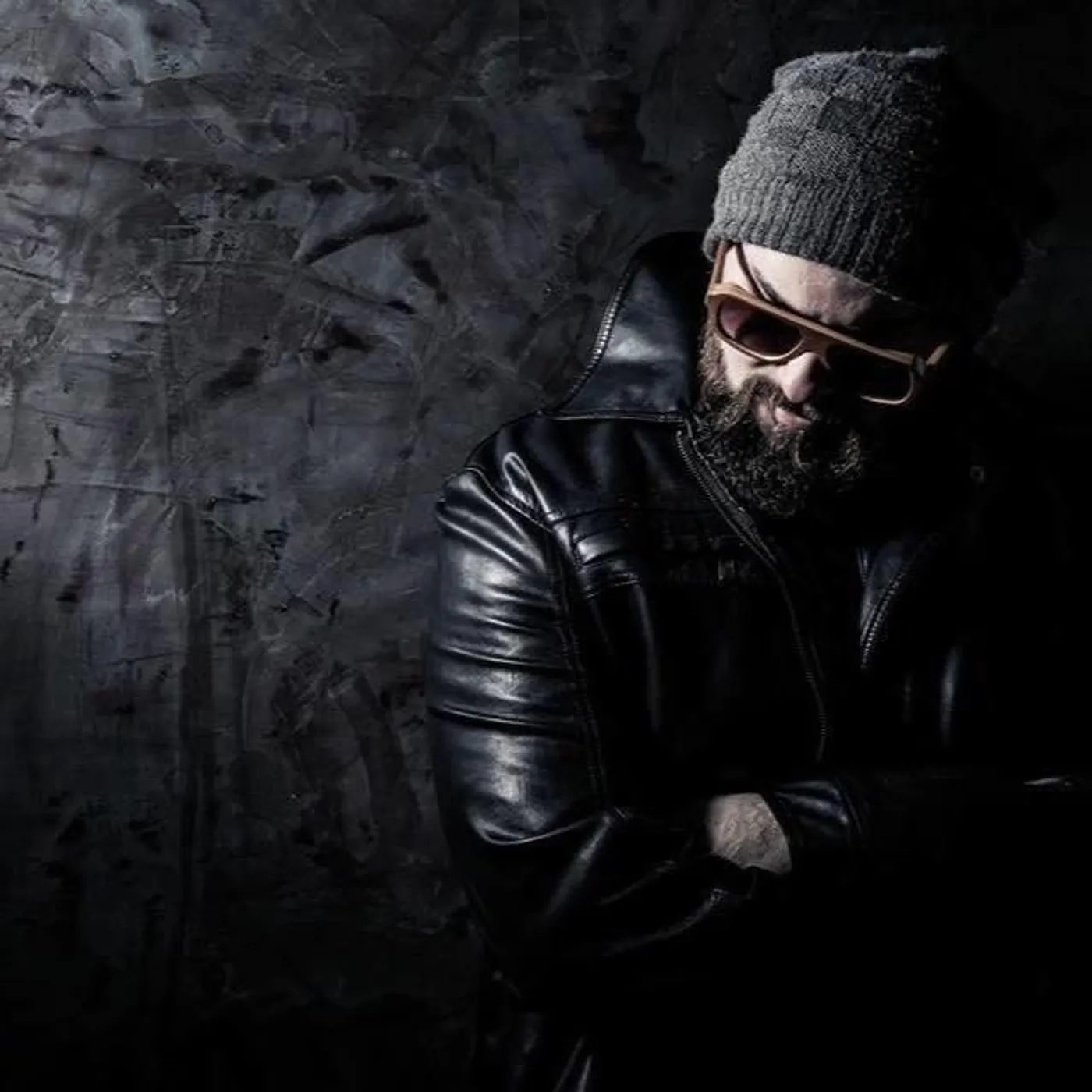 Danny Olliiver Brand Page