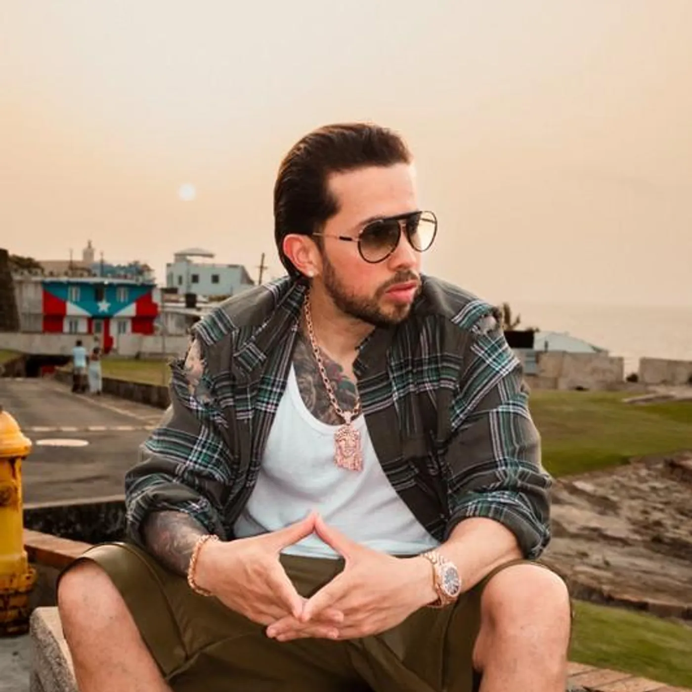 De La Ghetto Brand Page