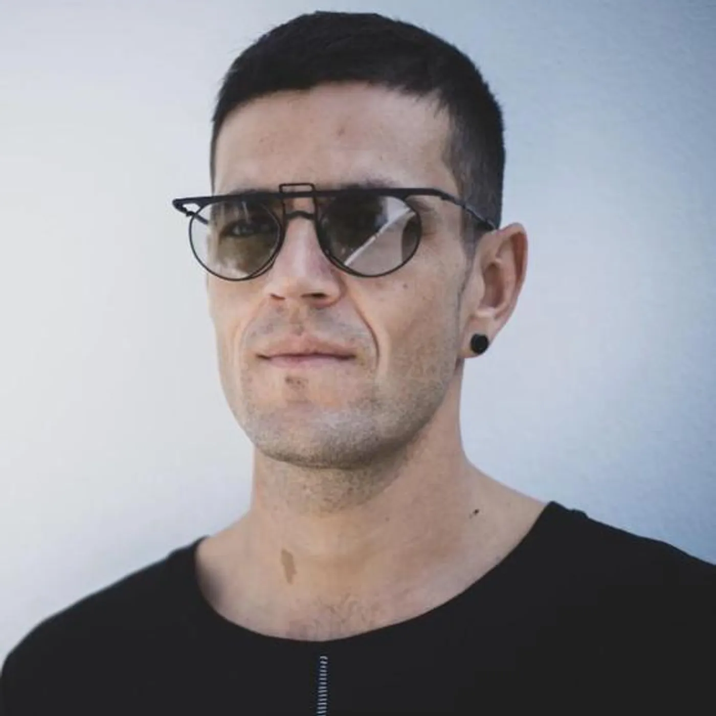 De La Swing Brand Page