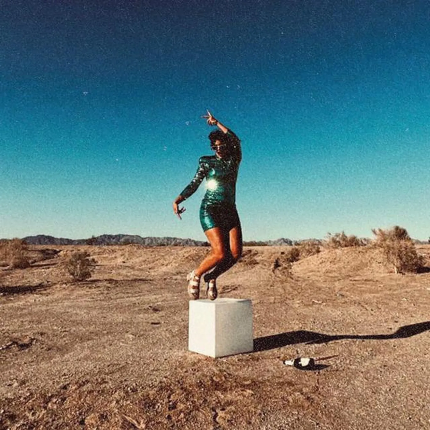 Dear Rouge Brand Page