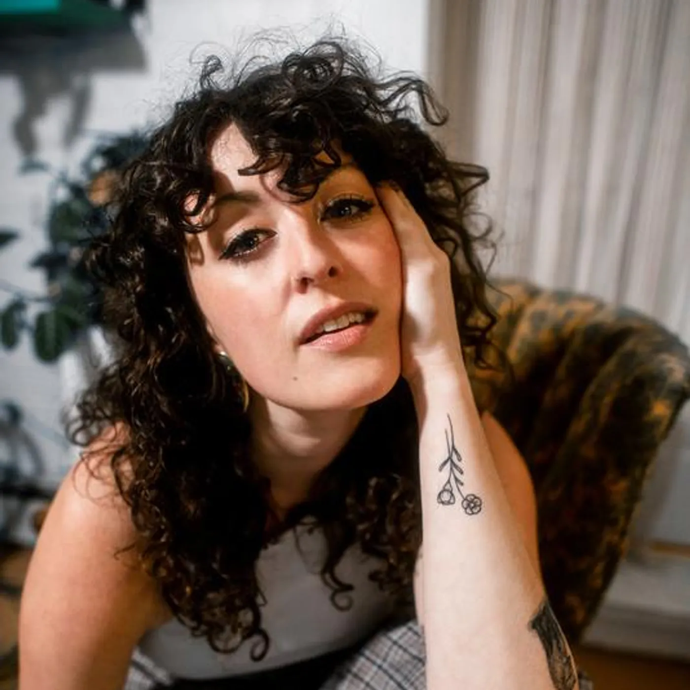 Deau Eyes Brand Page