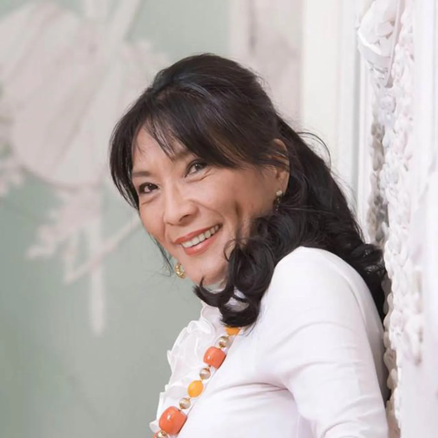 Dechen Shak-Dagsay Brand Page