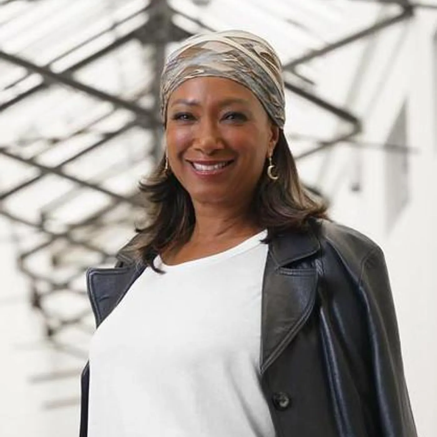 Dee C. Lee Brand Page