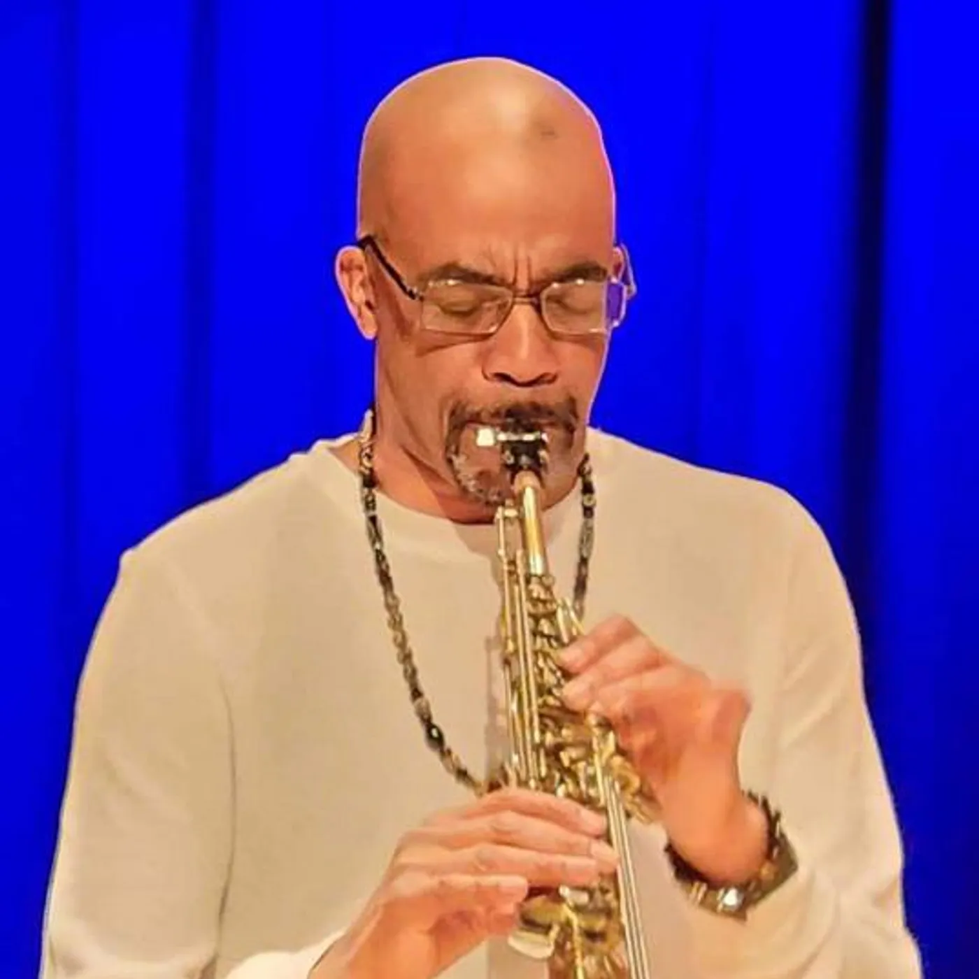 Dee Lucas Brand Page