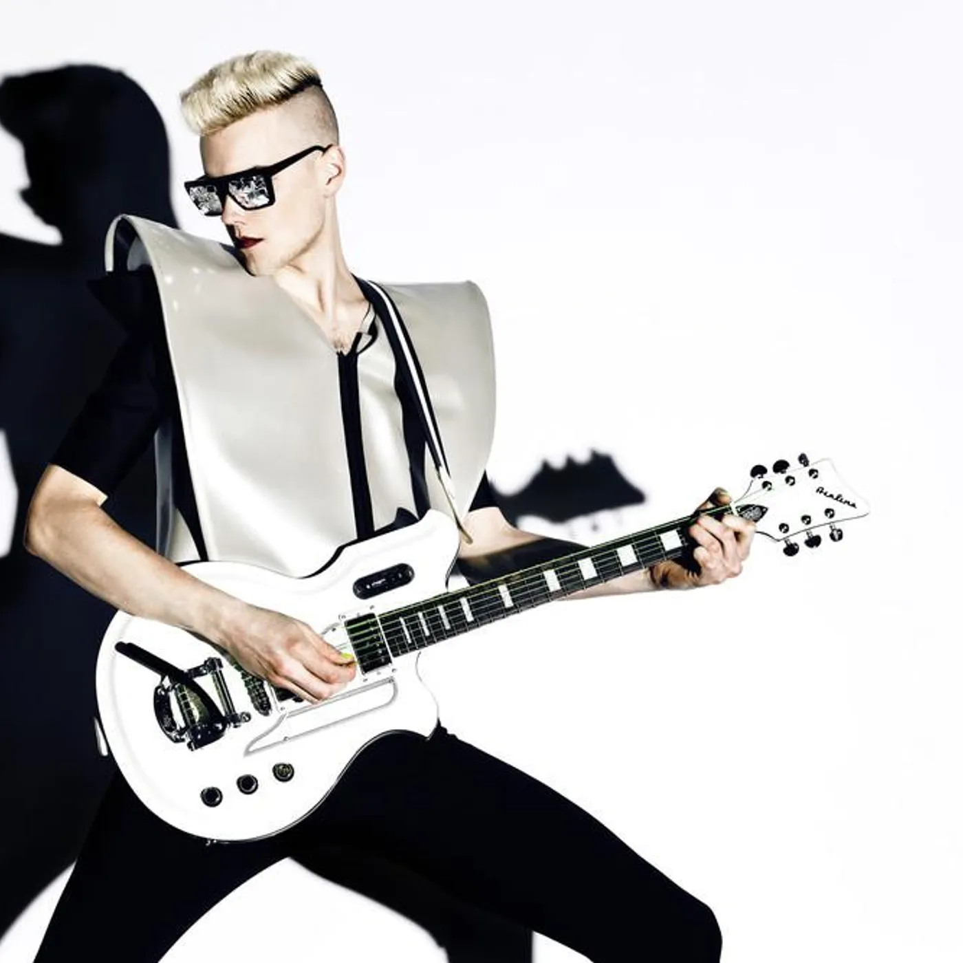 Diamond Rings Brand Page