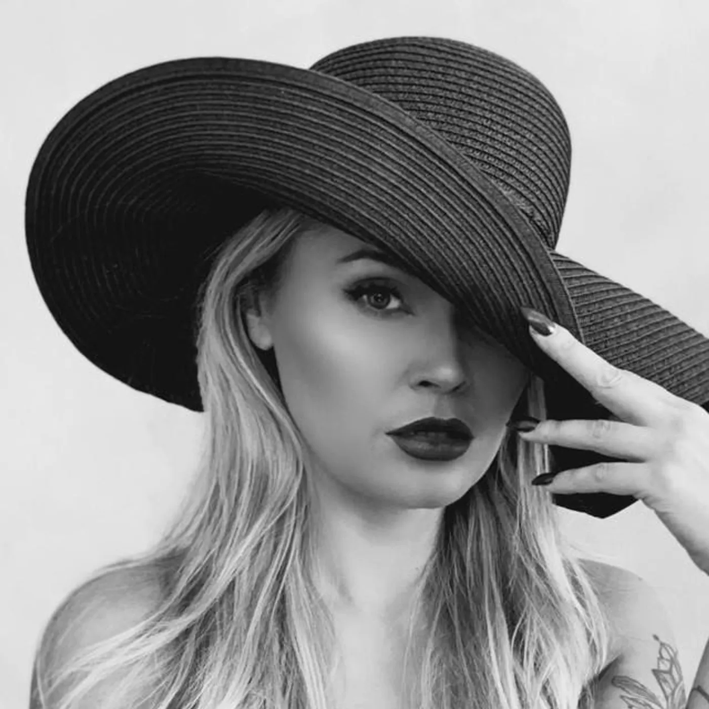 Dinah Nah Brand Page