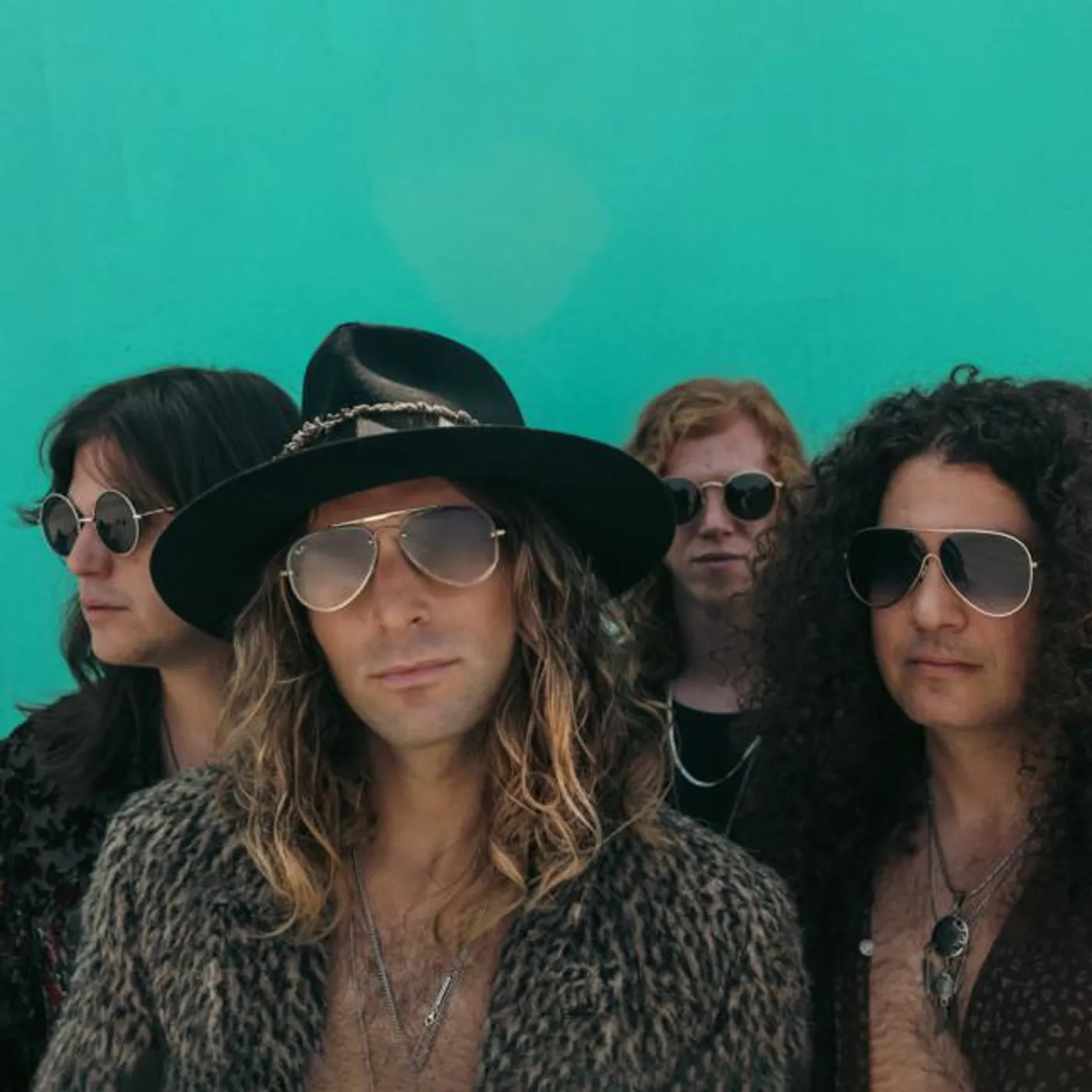 Dirty Honey Brand Page