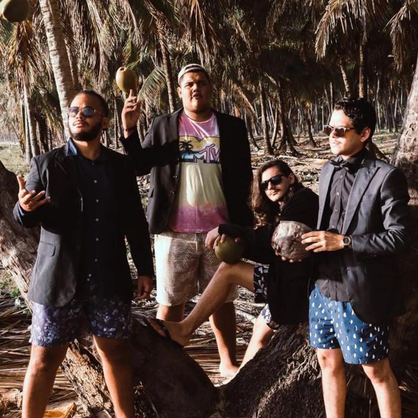 Disfarces Do Mundo Moderno