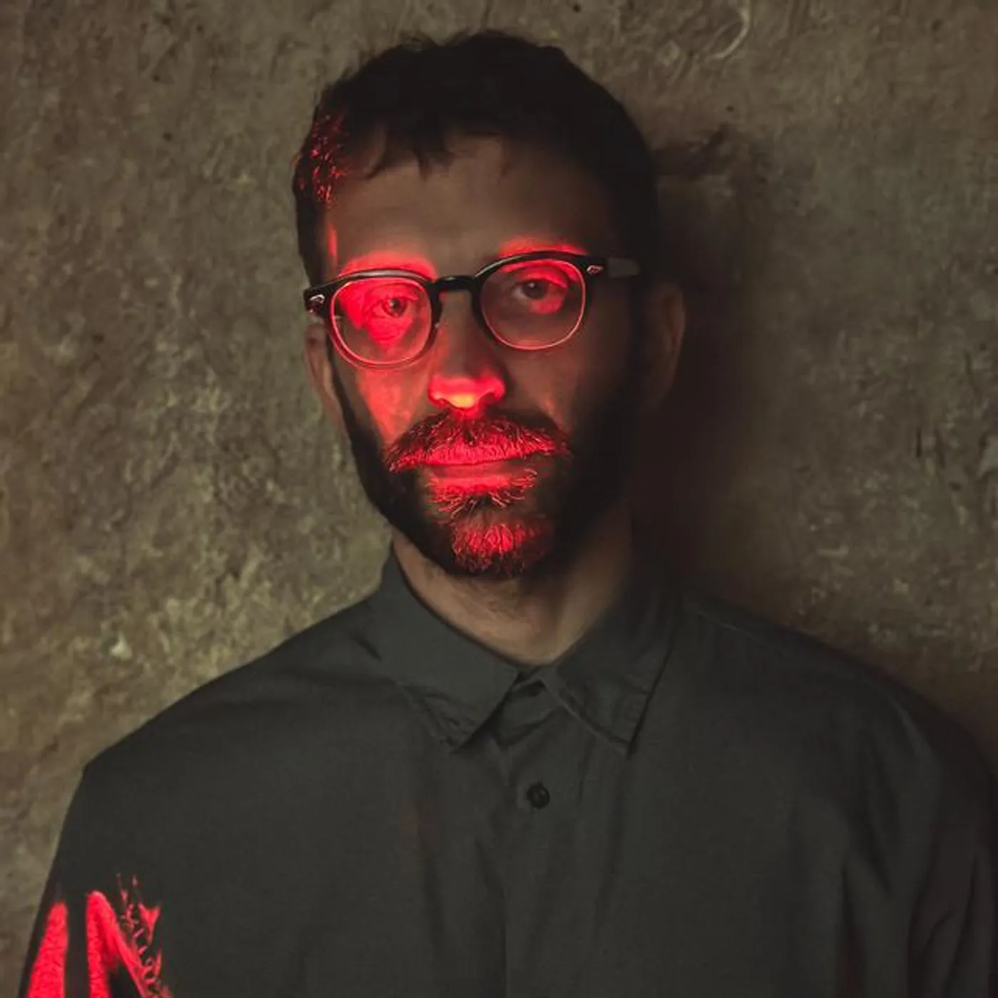 Distant Echoes Brand Page