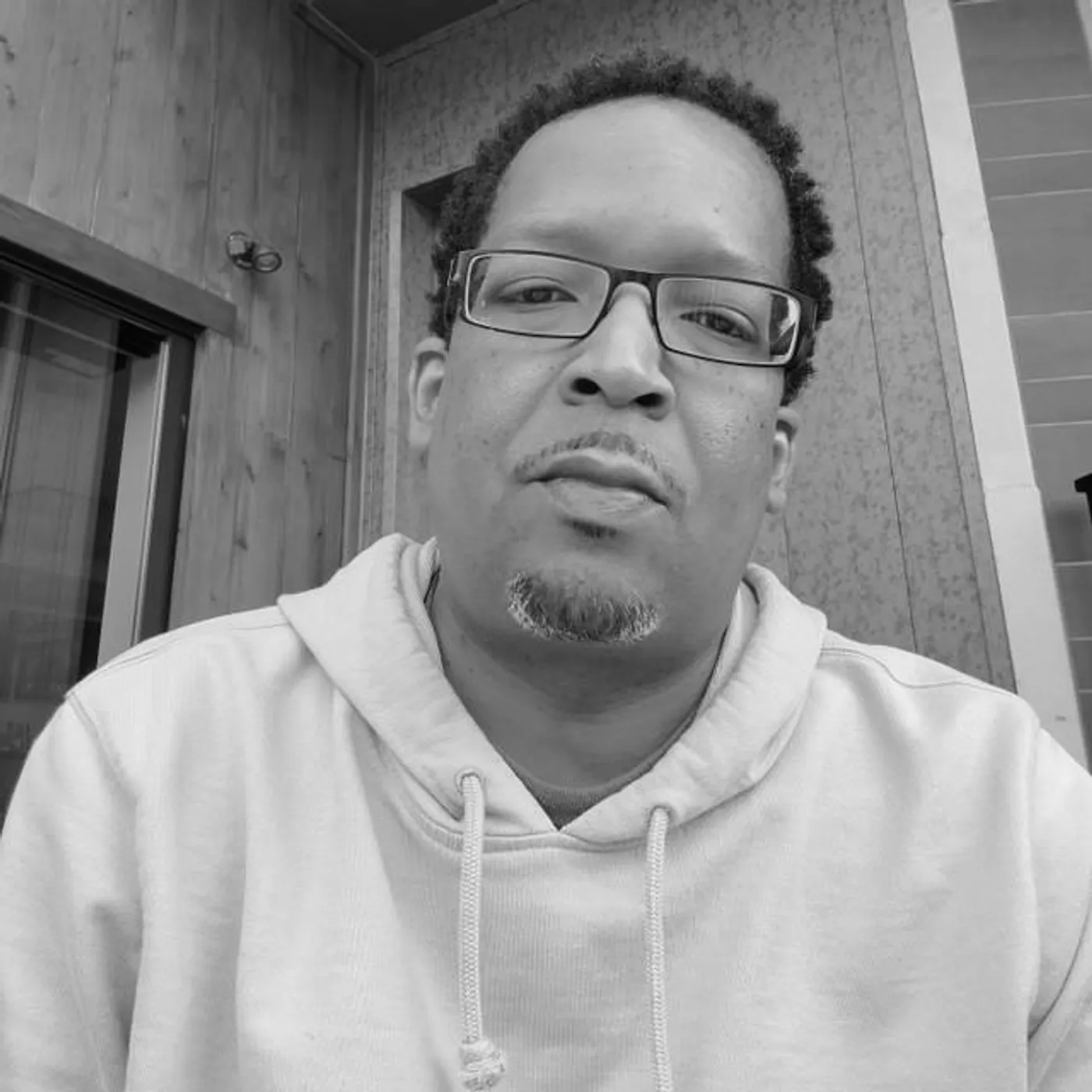 DJ Aakmael Brand Page