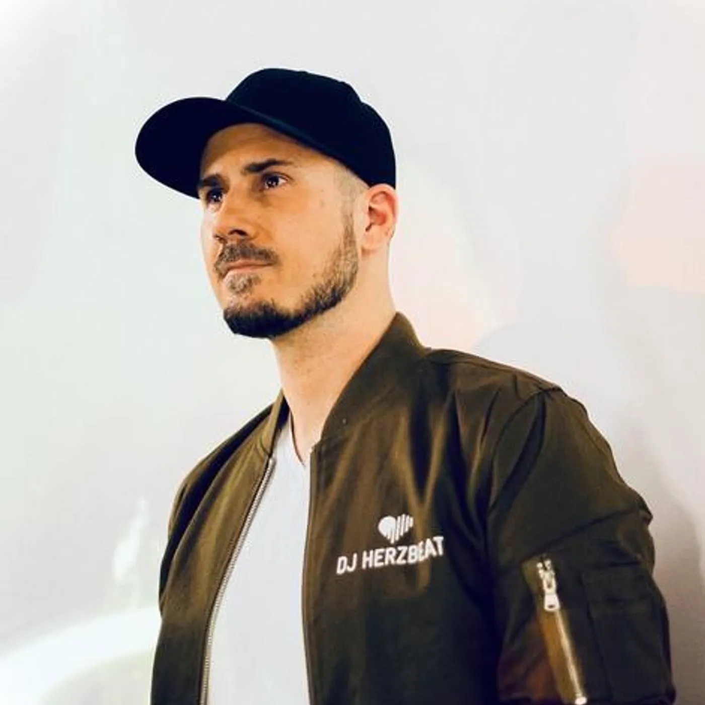 DJ Herzbeat Brand Page