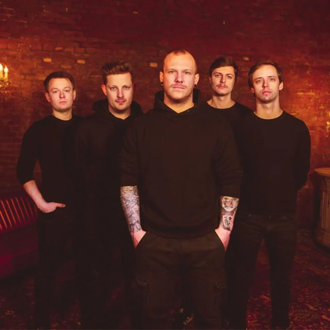 Drei Meter Feldweg Brand Page