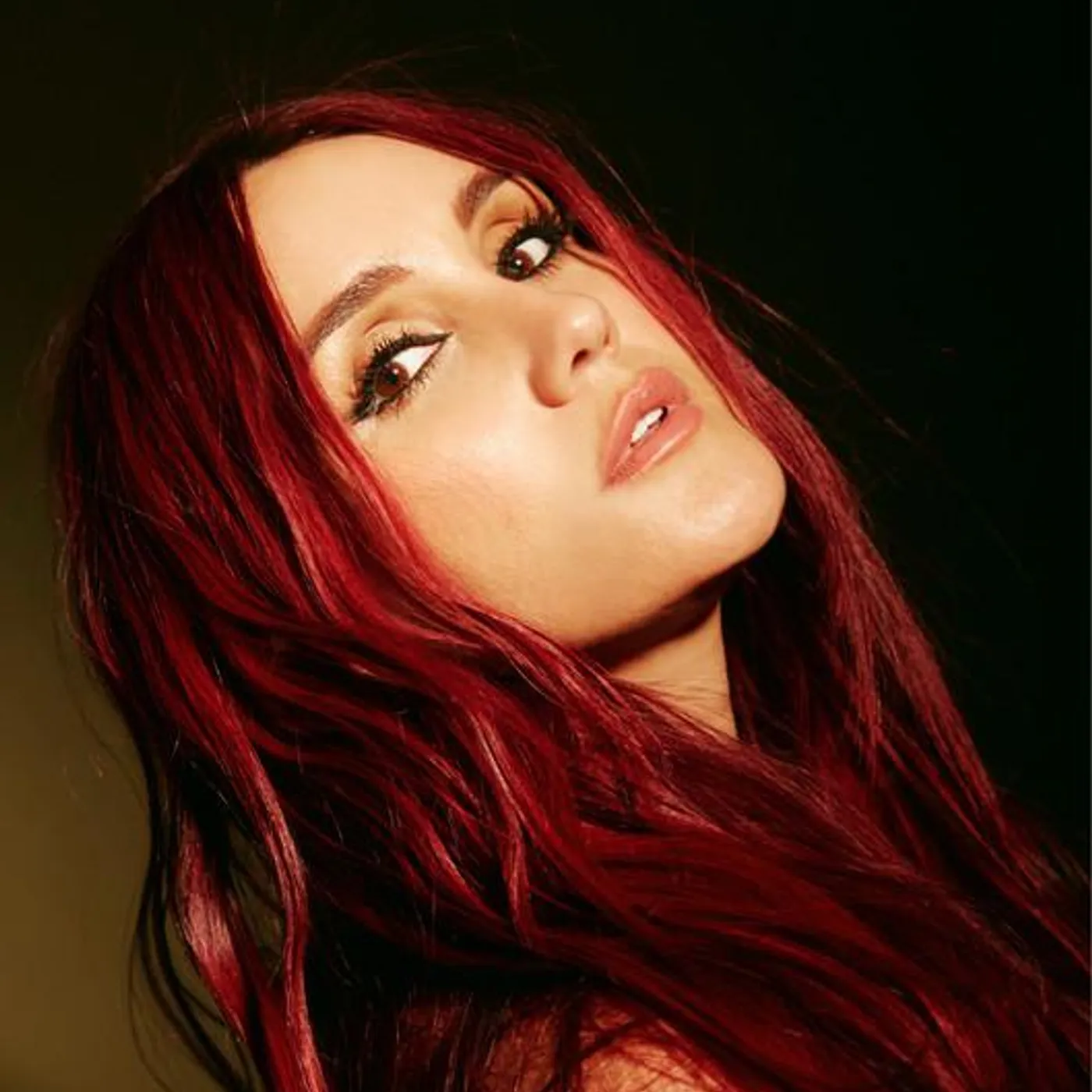 Dulce María Brand Page