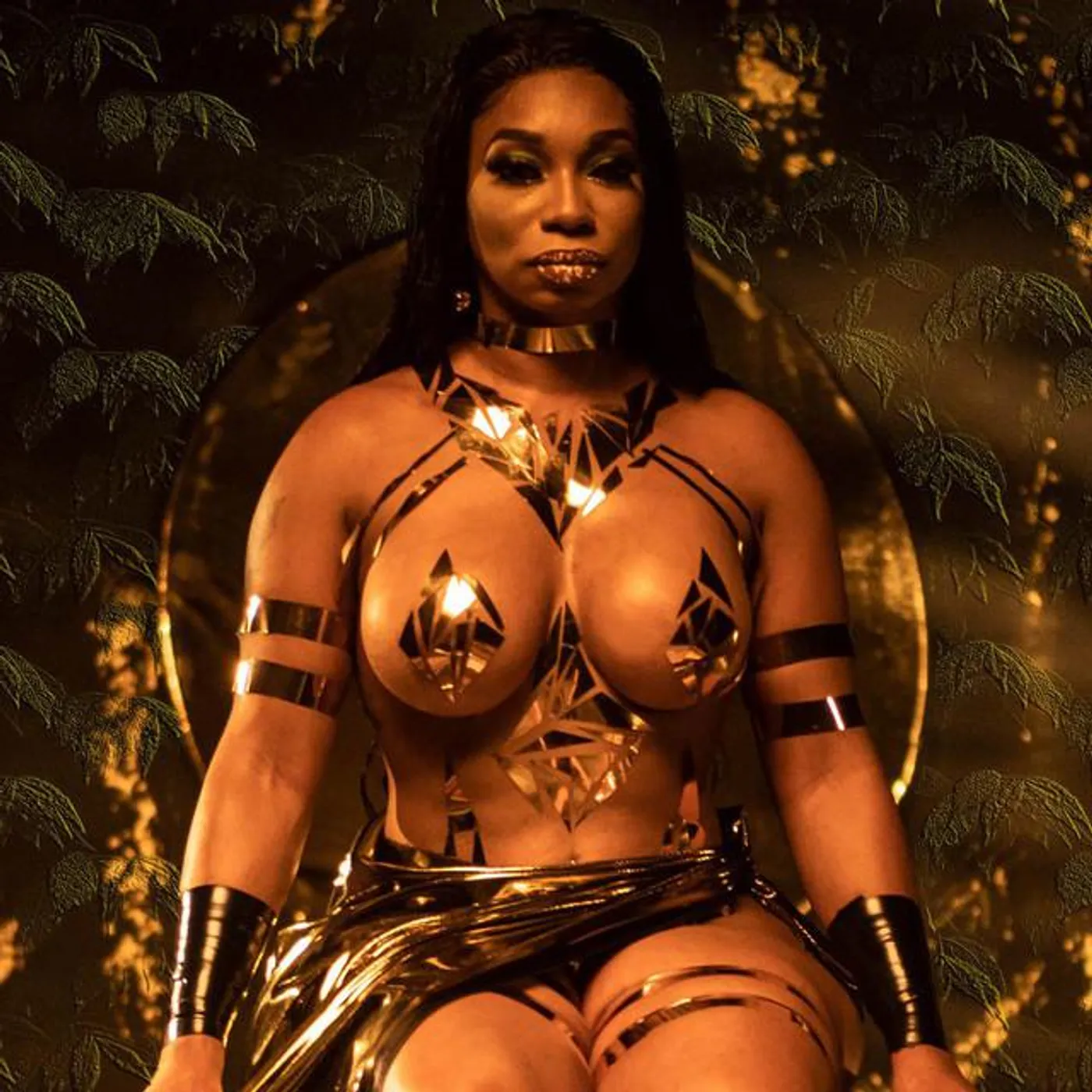 Dyamond Doll Brand Page