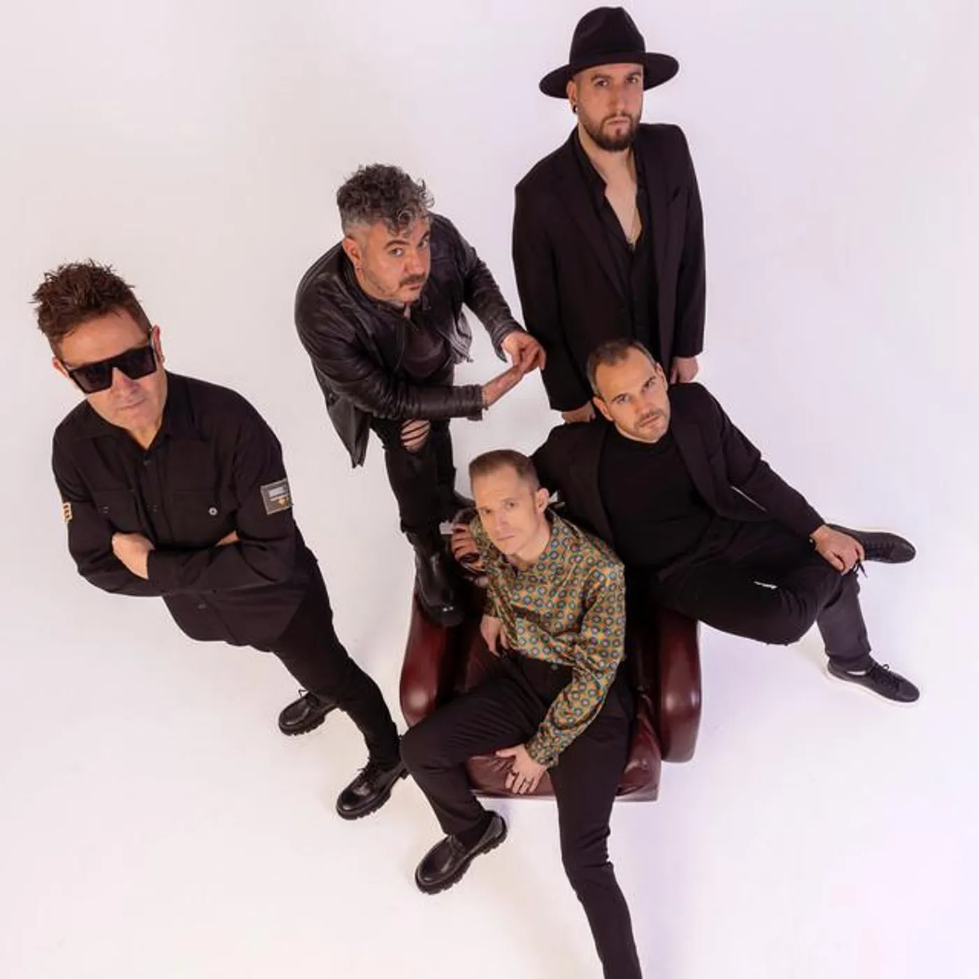 Embusteros Brand Page