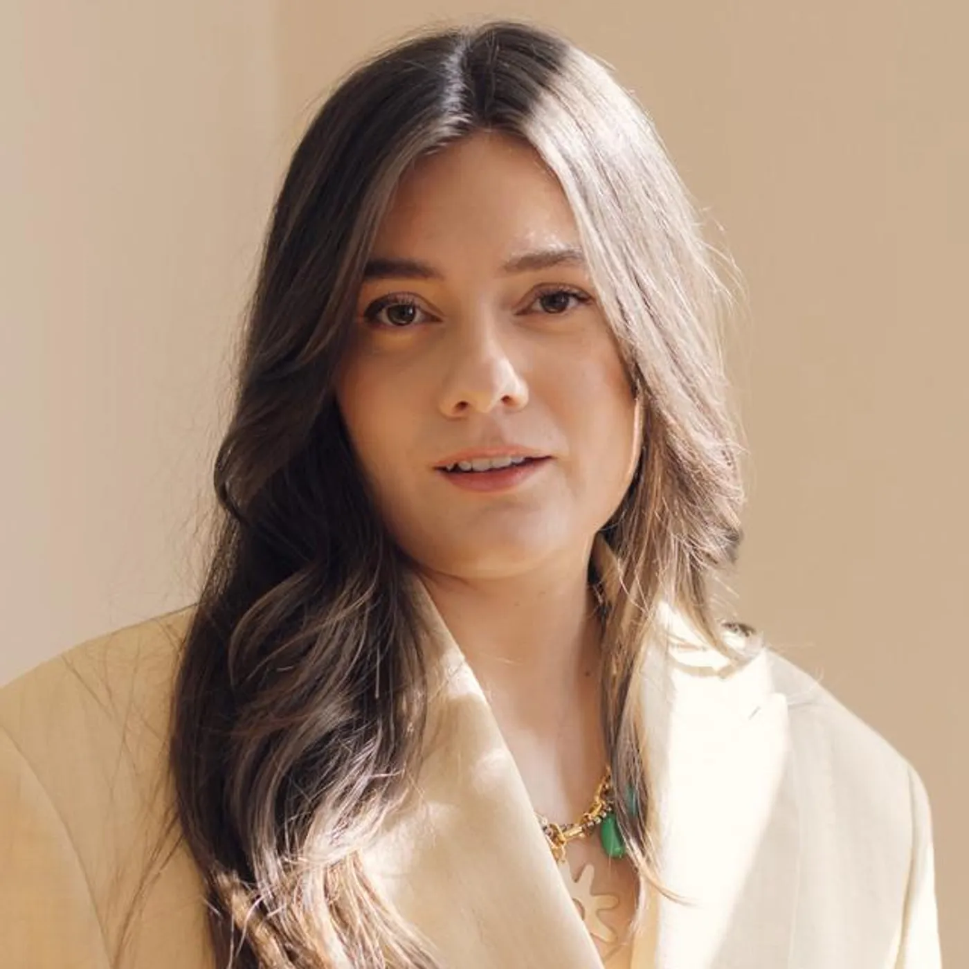 Emelie Hollow Brand Page