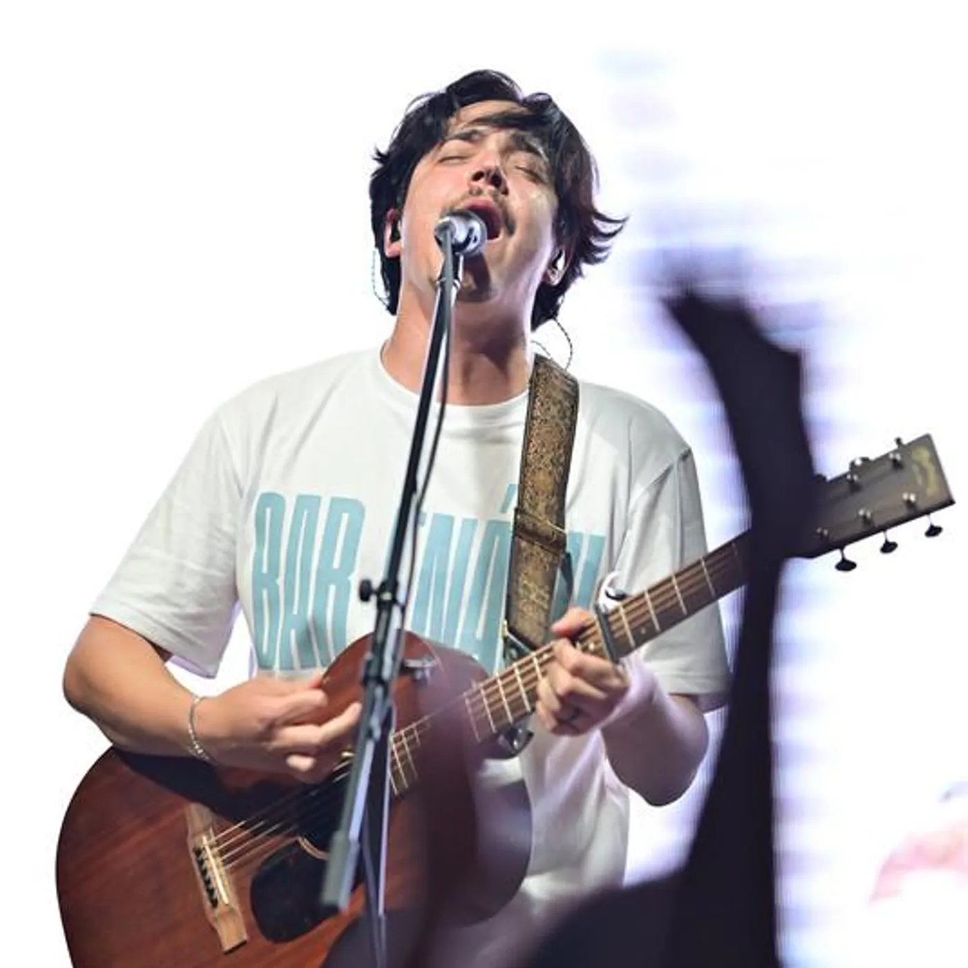 Emi Valenzuela Brand Page