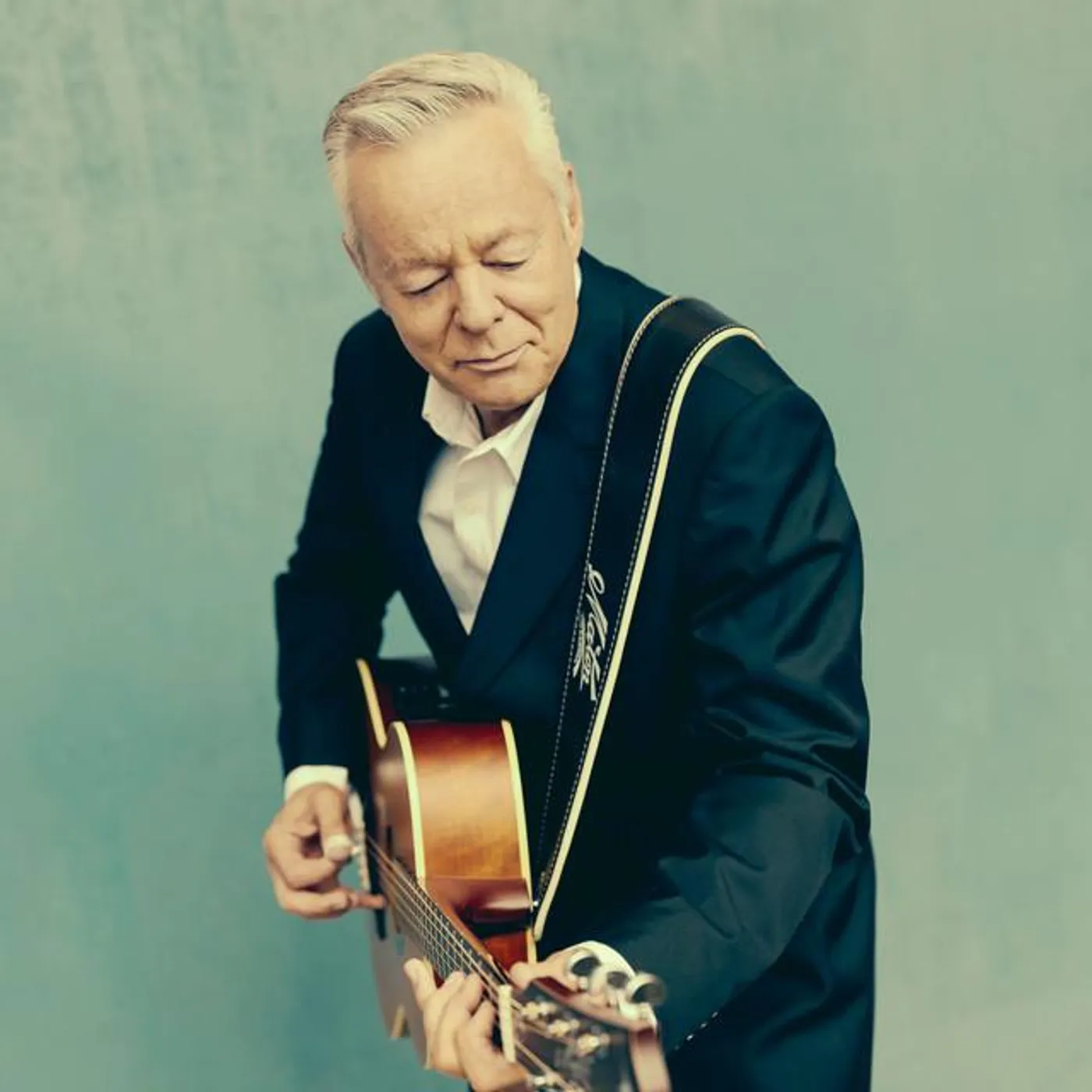 Tommy Emmanuel Brand Page
