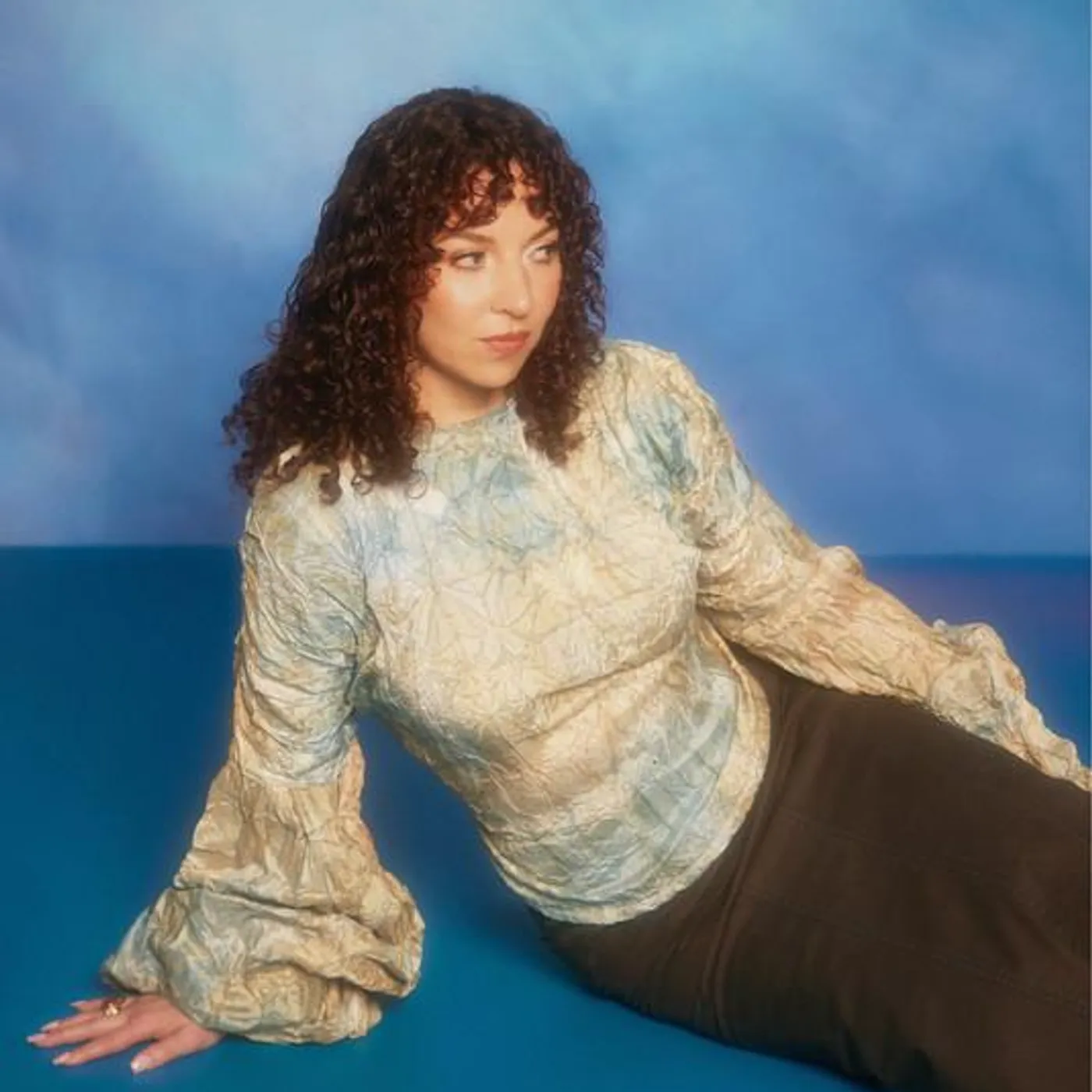 Enchantée Julia Brand Page