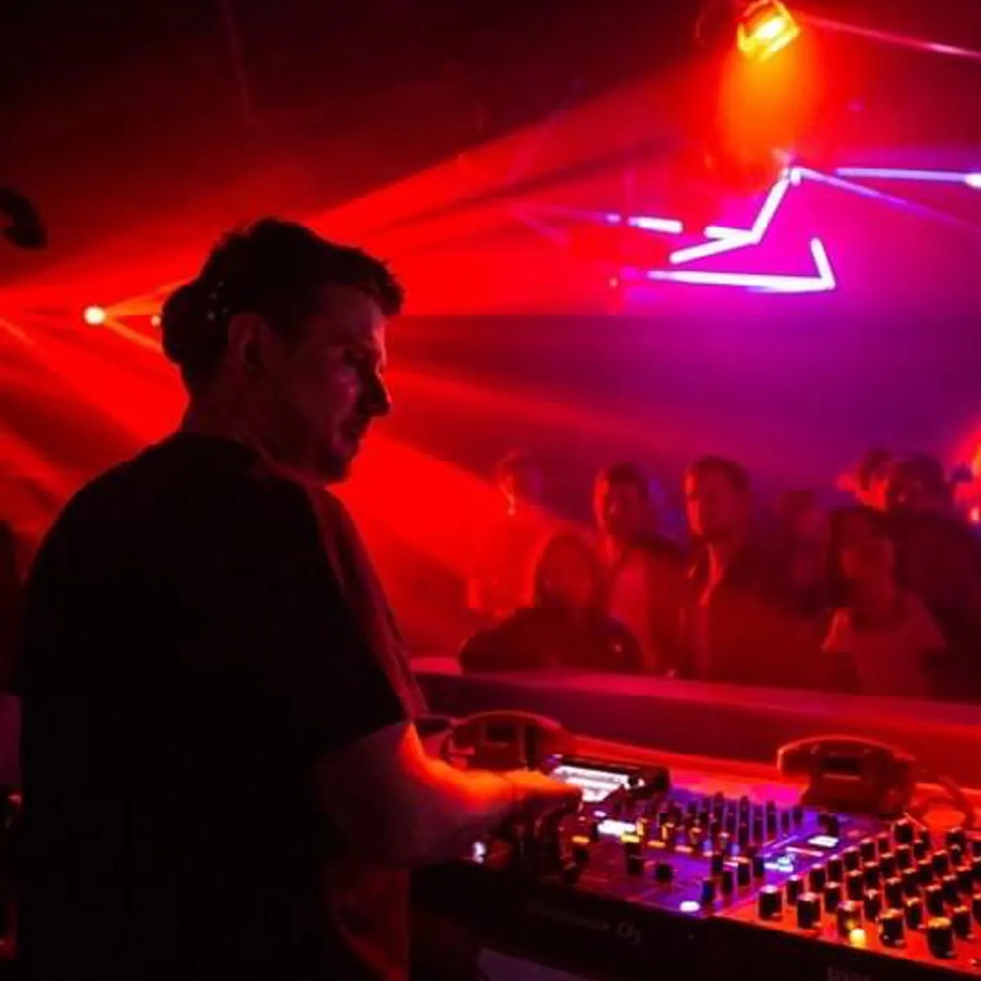 Endrik Schroeder Brand Page