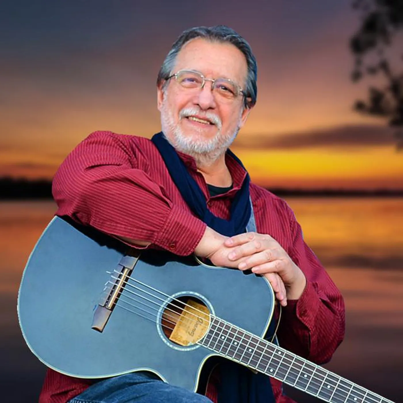 Enrique Llopis Brand Page