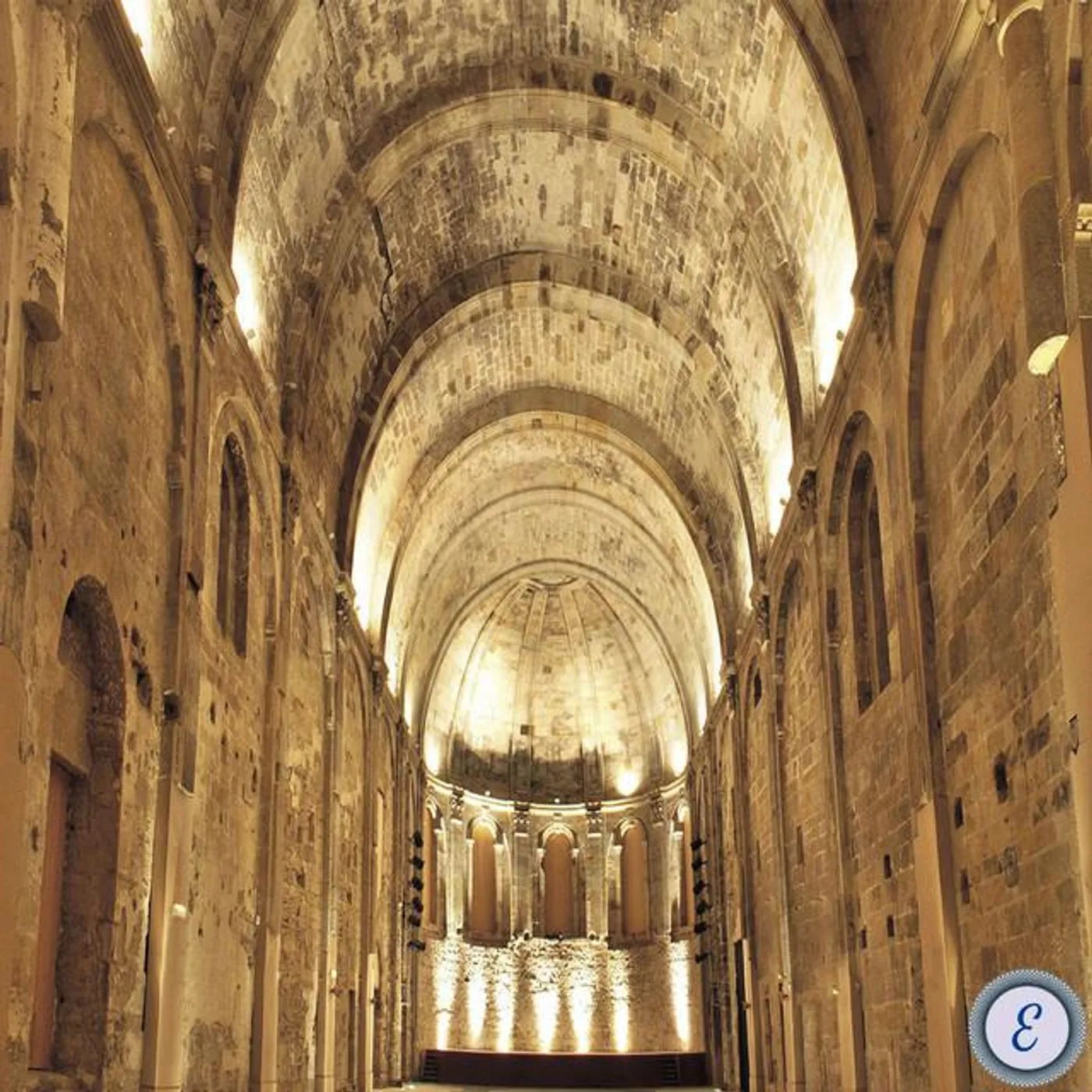 Ensemble de Venasque Brand Page