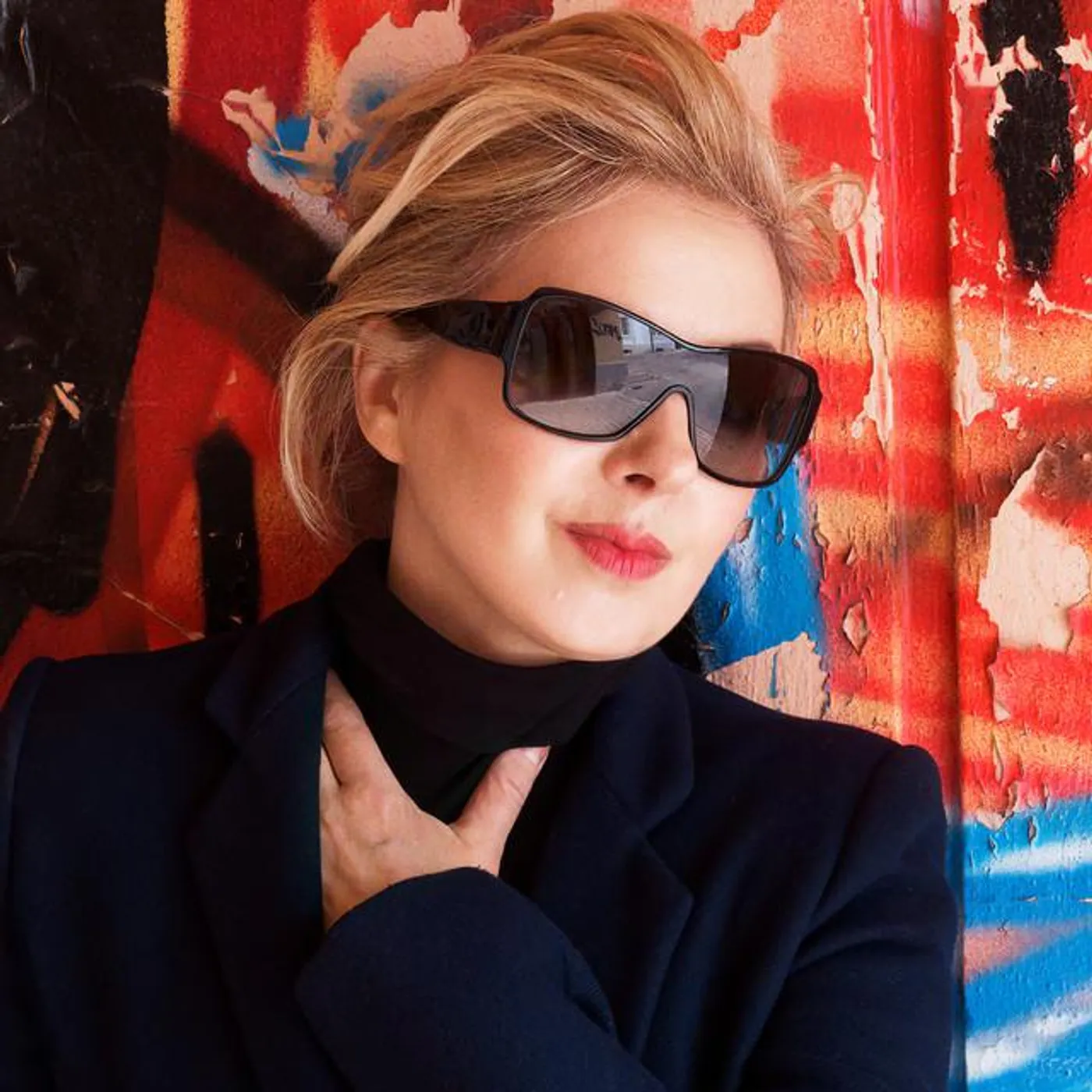 Edyta Bartosiewicz Brand Page