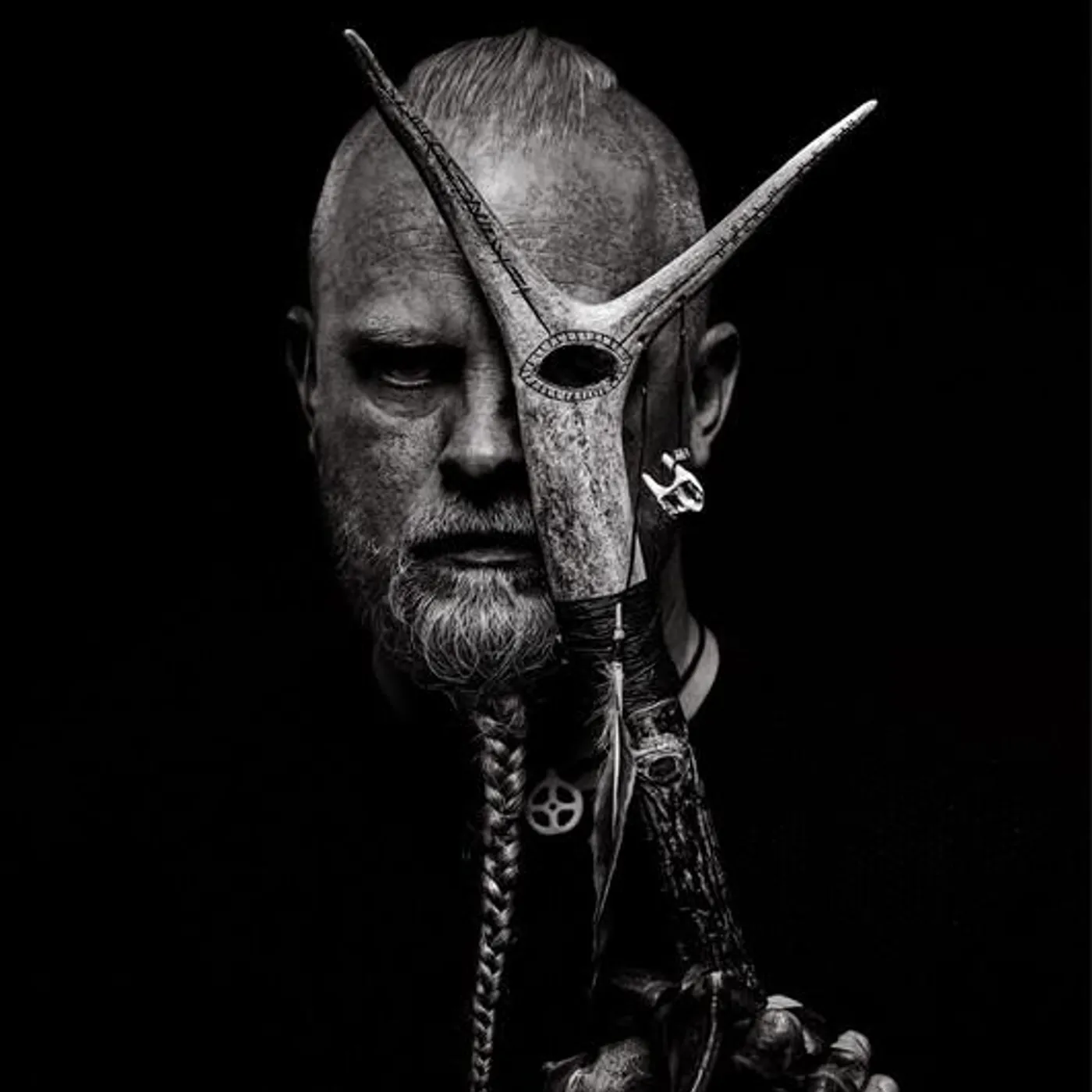 Einar Selvik Brand Page