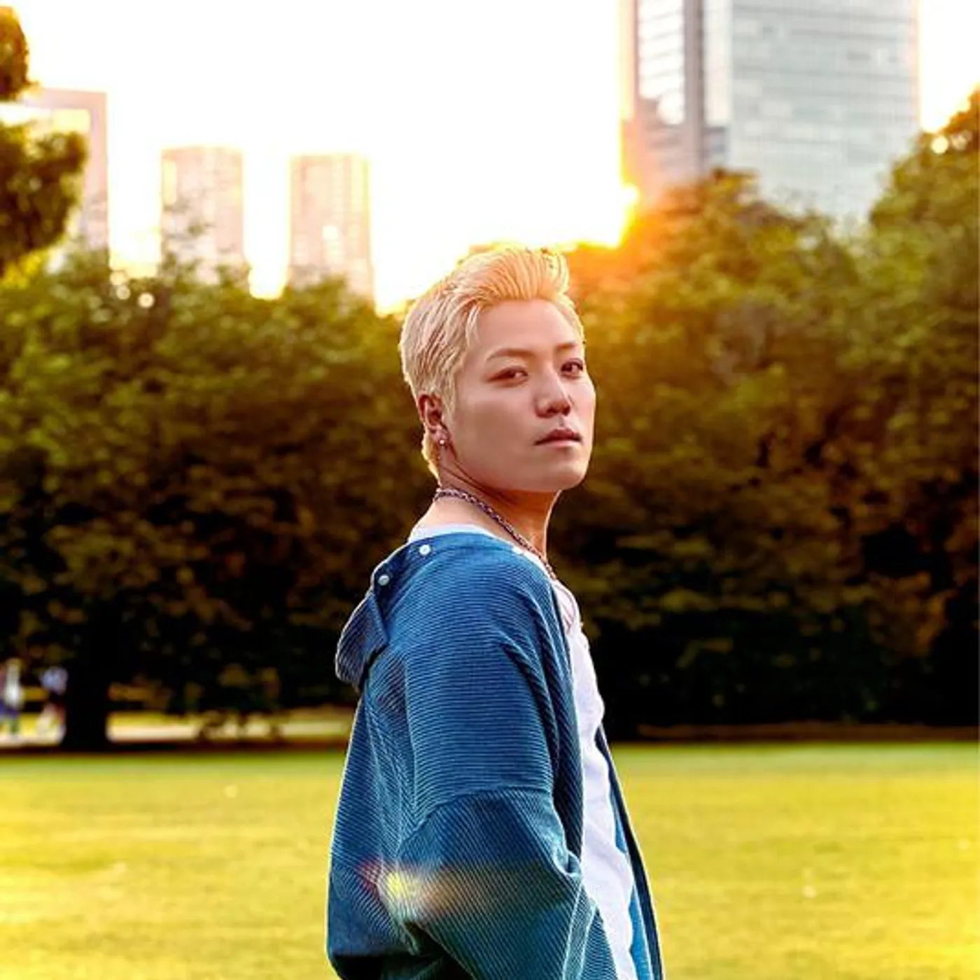 EINSHTEIN Brand Page