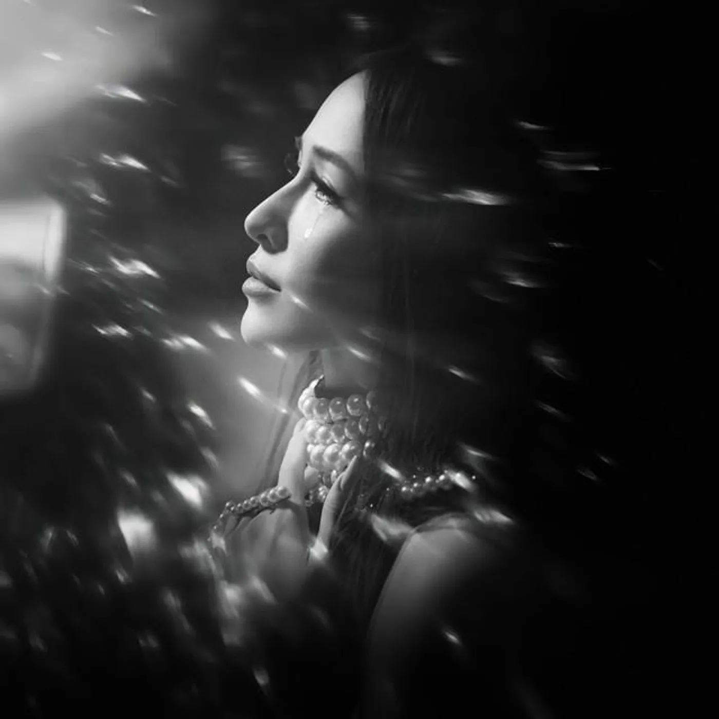 Elva Hsiao Brand Page