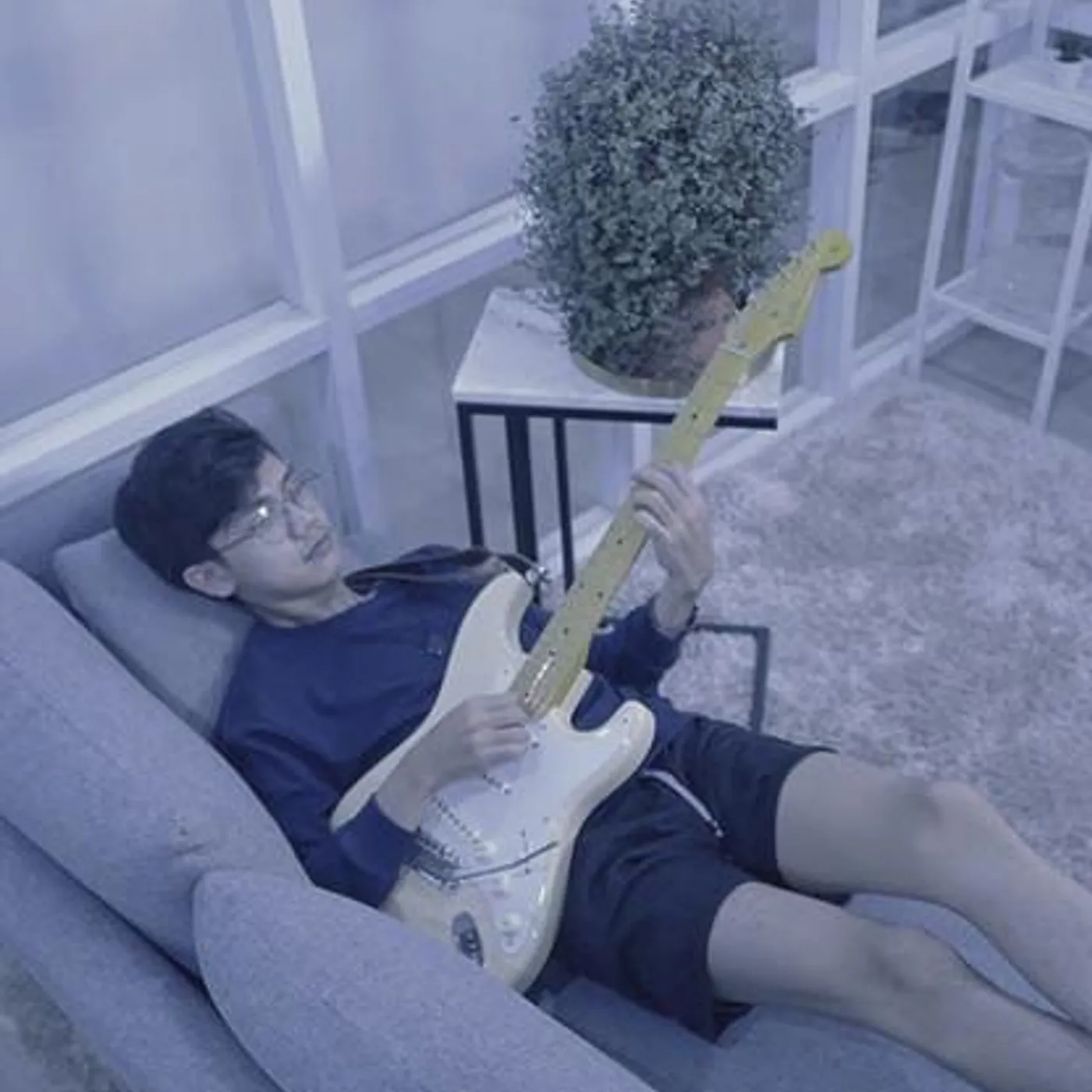 Elang Defrianto Brand Page