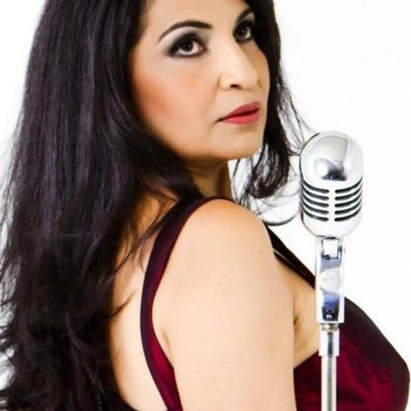 Eliana Printes Brand Page