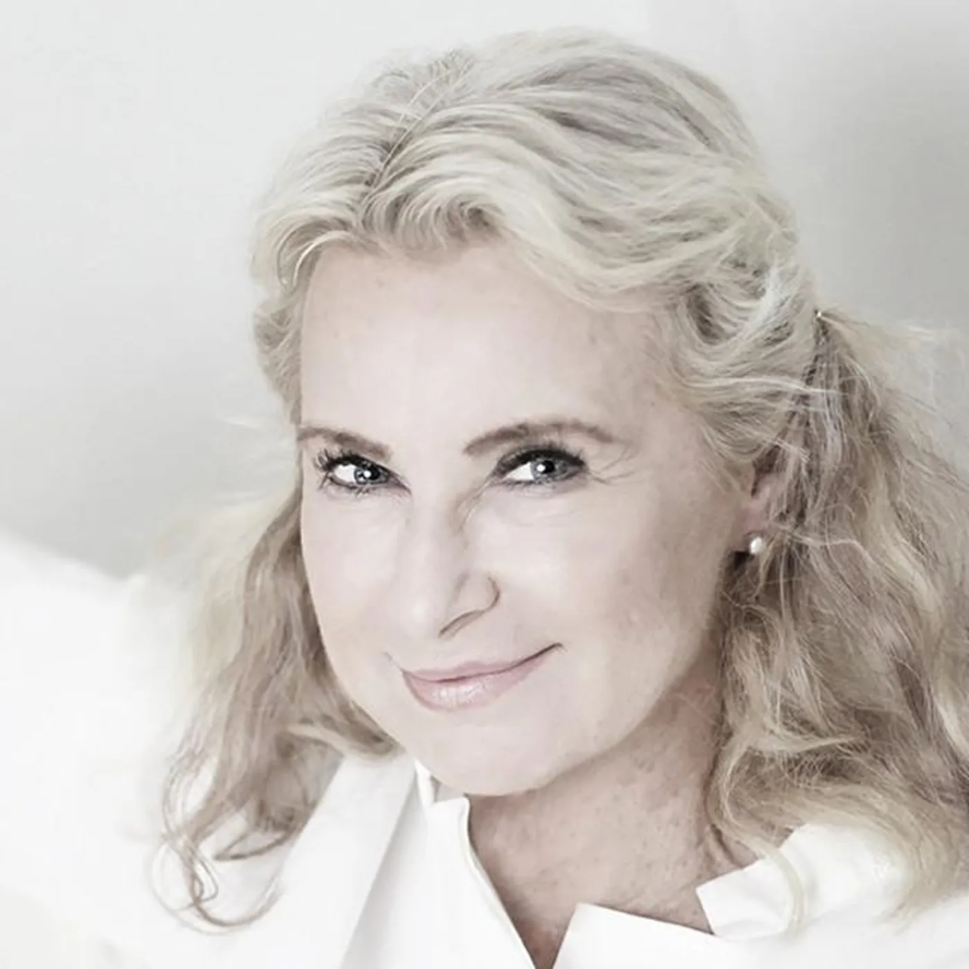 Elisabeth Melander Brand Page