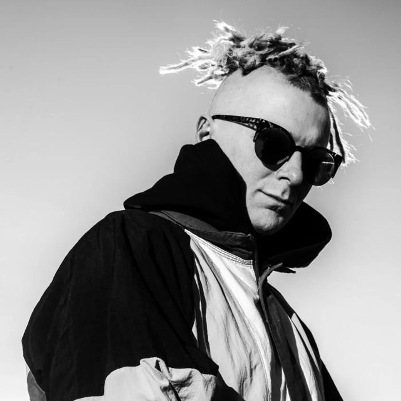 Elli Grill Brand Page