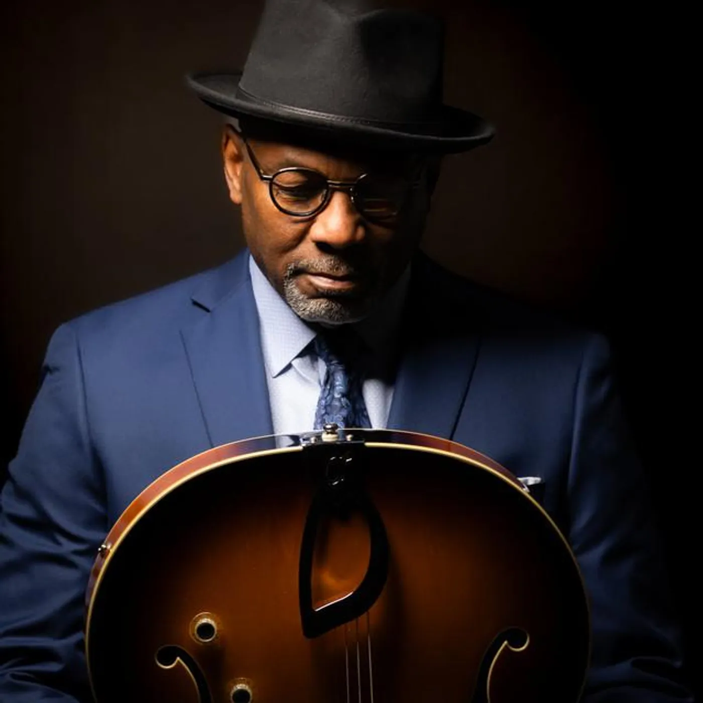 Eric Essix Brand Page