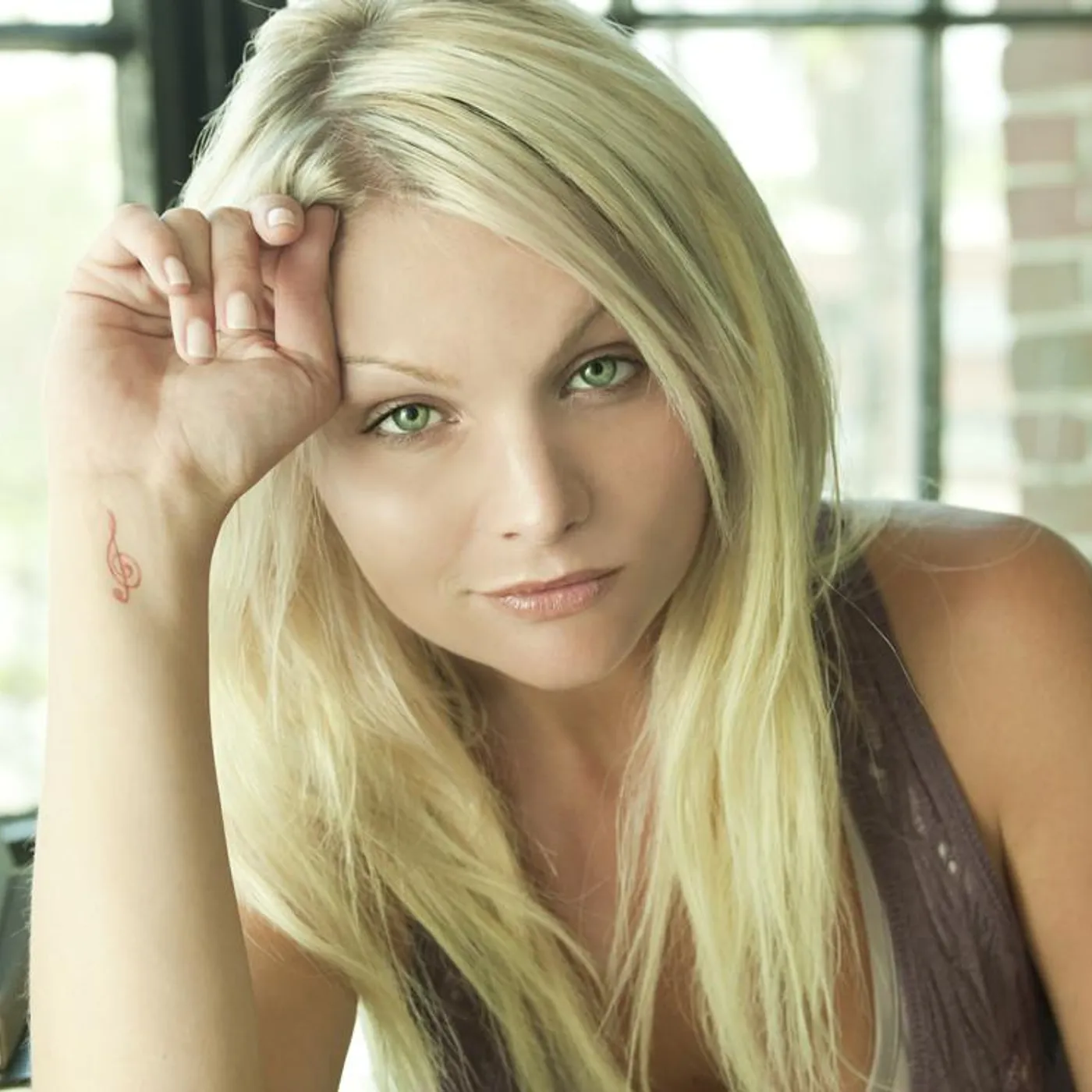 Erin Boheme Brand Page