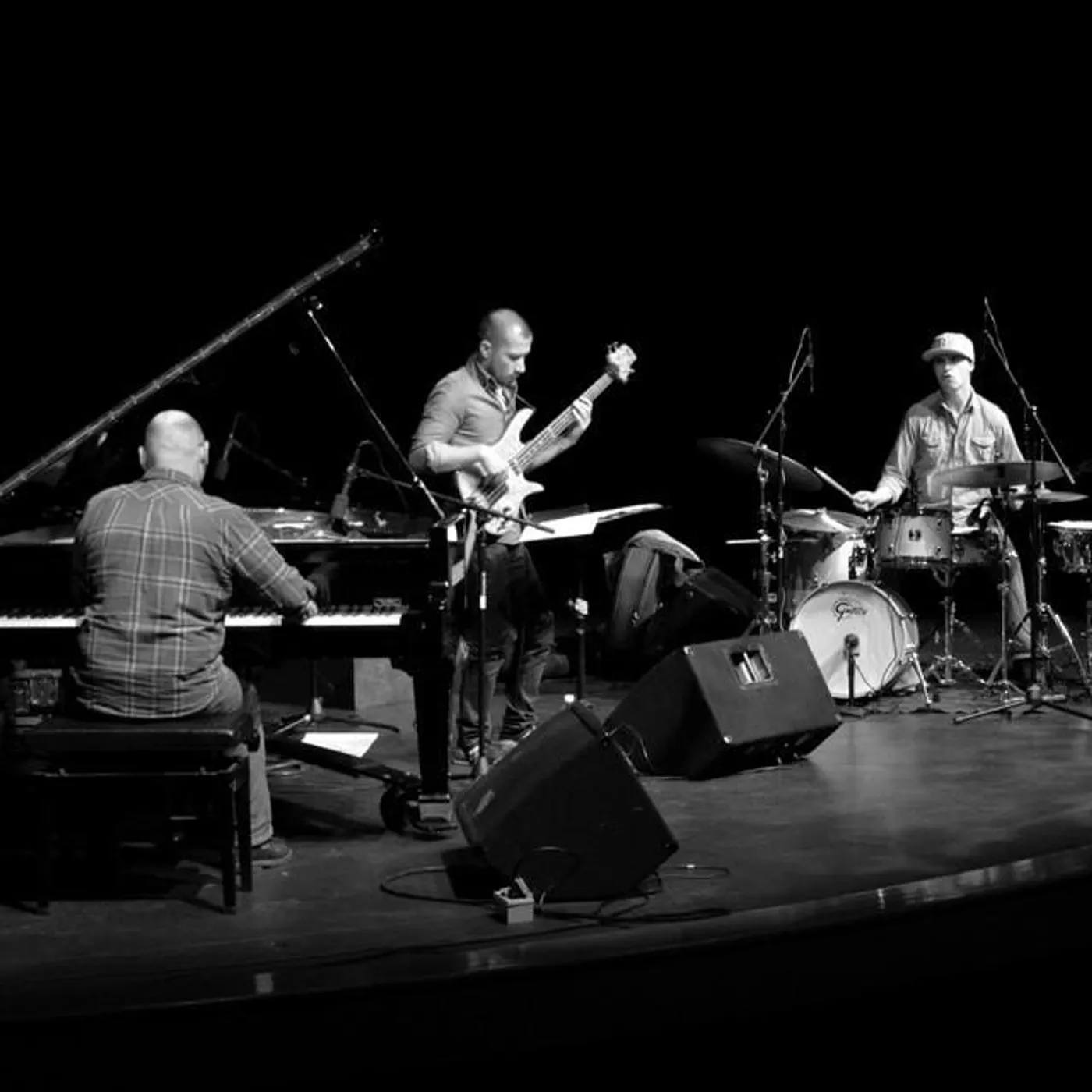 Esteban Herrera Trio