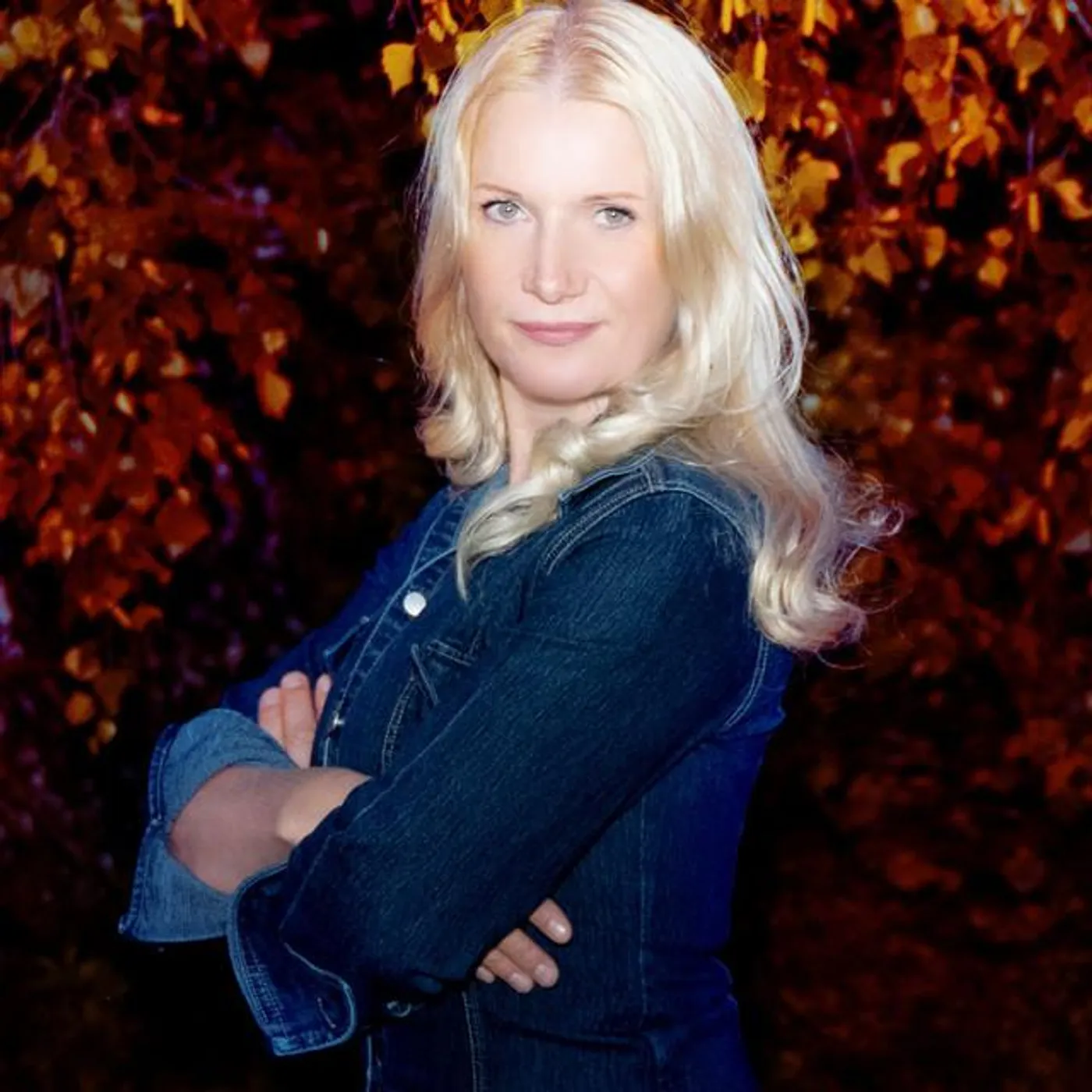 Evelyn Huber Brand Page