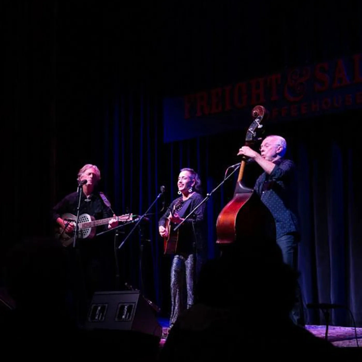 Evie Ladin Band Brand Page