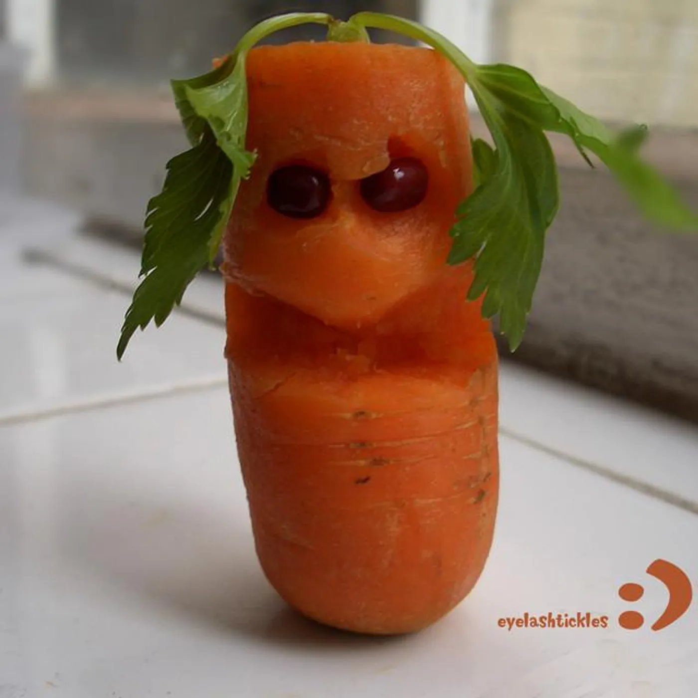 eyelashtickles Brand Page