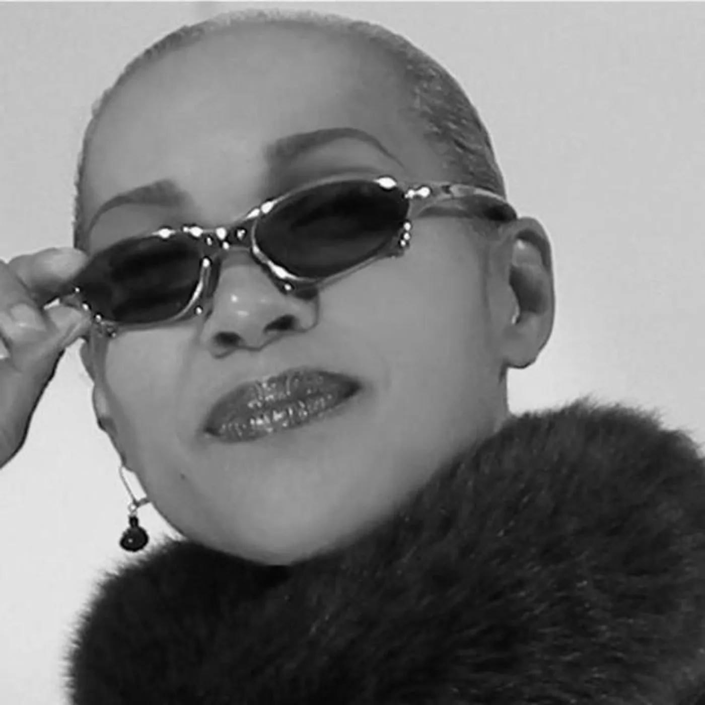 Fonda Rae Brand Page