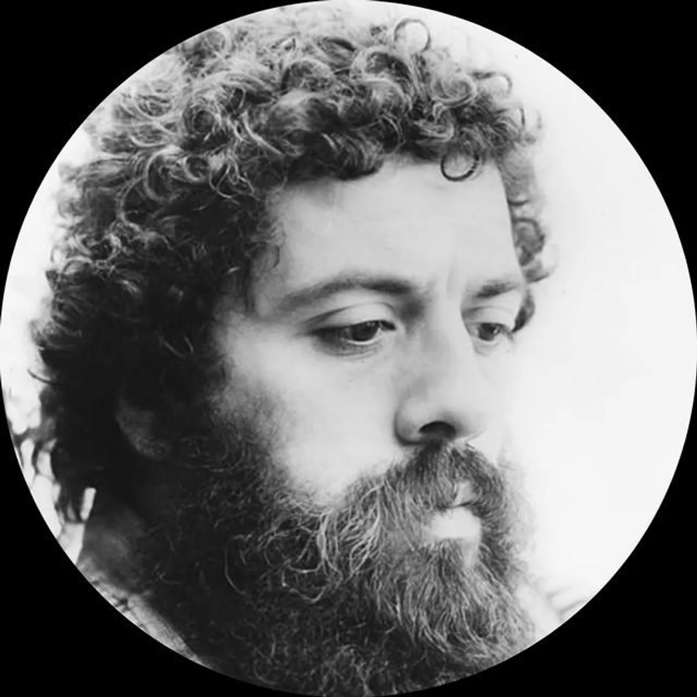 Facundo Cabral Brand Page