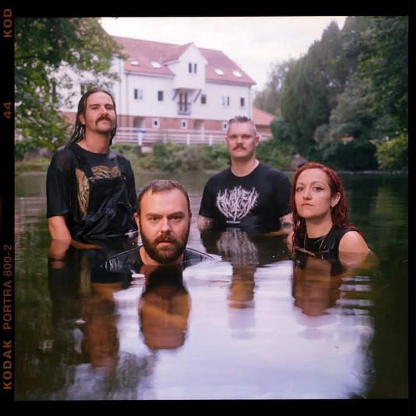 Femme Dé Brand Page